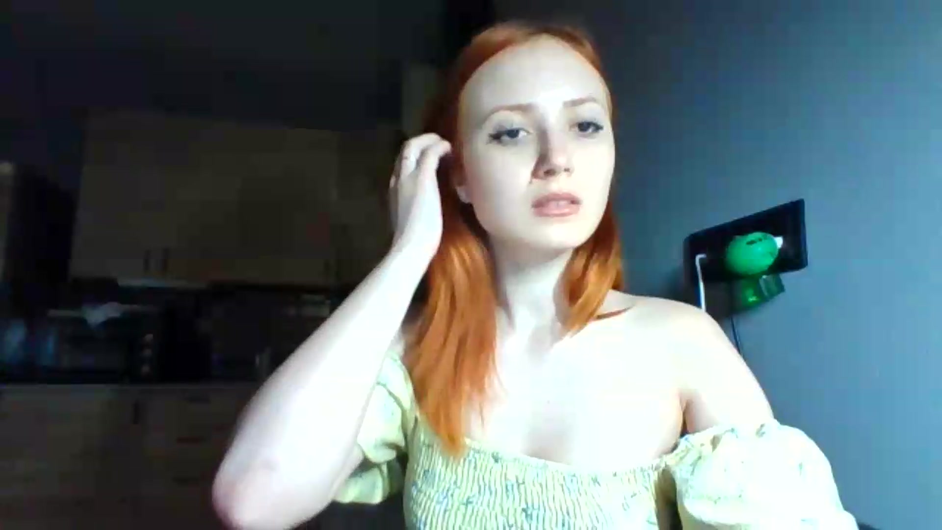 Gallery image thumbnail from AylinaGold's myfreecams stream on, 06/29/2026, 18:23 image 14 of 20