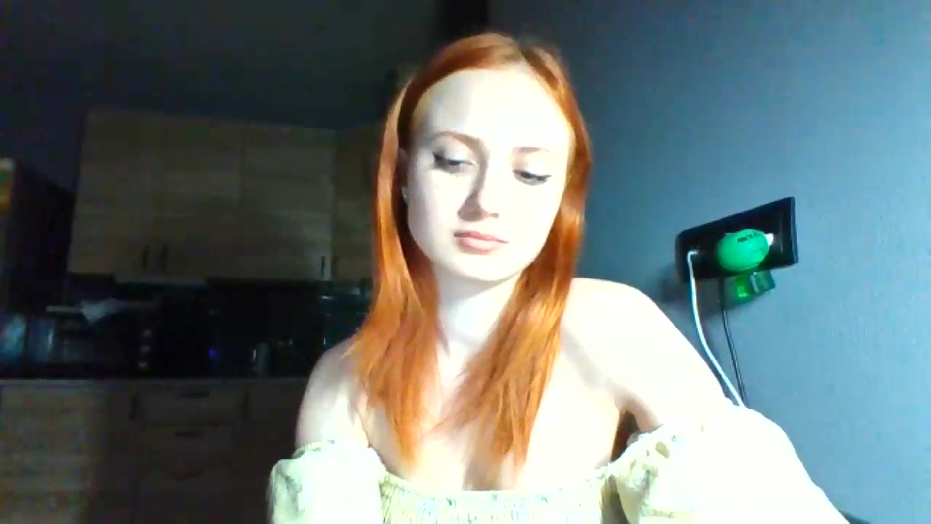 Gallery image thumbnail from AylinaGold's myfreecams stream on, 06/29/2026, 18:36 image 13 of 20