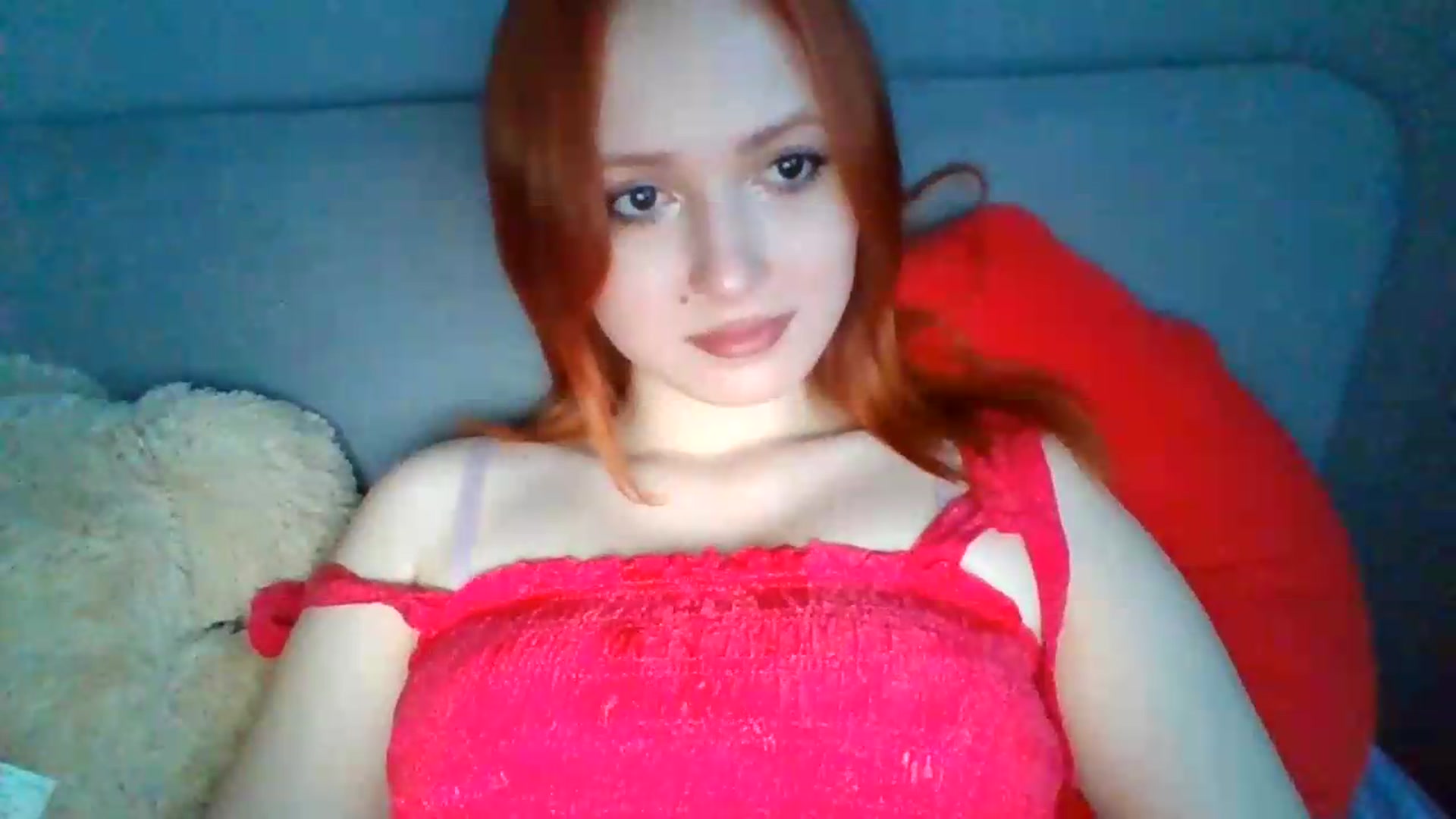 Gallery image thumbnail from AylinaGold's myfreecams stream on, 06/30/2026, 18:26 image 19 of 20