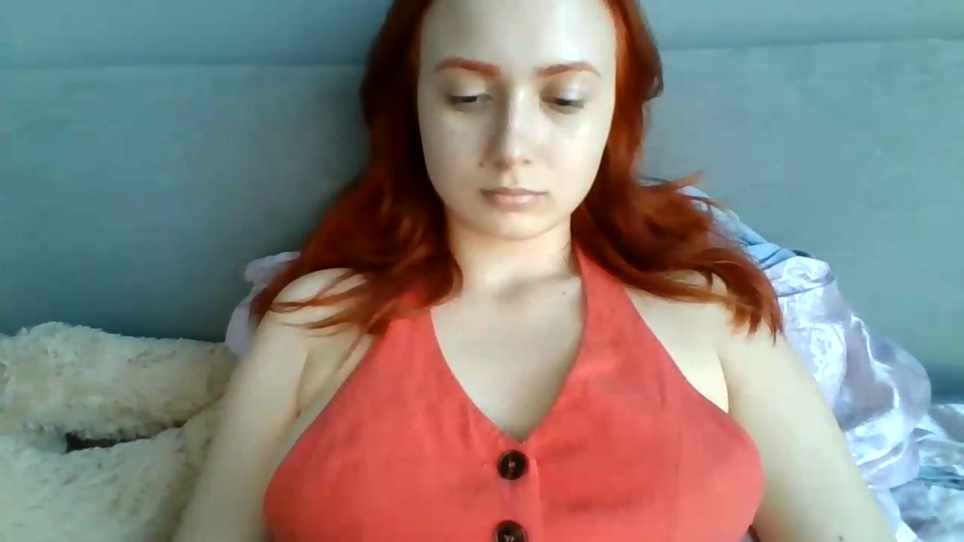 Gallery image thumbnail from AylinaGold's myfreecams stream on, 07/04/2026, 17:28 image 9 of 20