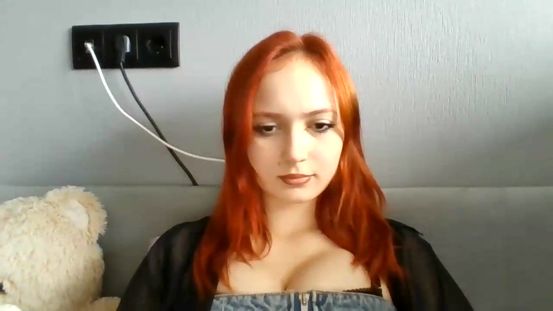 Gallery image thumbnail from AylinaGold's myfreecams stream on, 07/09/2026, 12:30 image 10 of 20