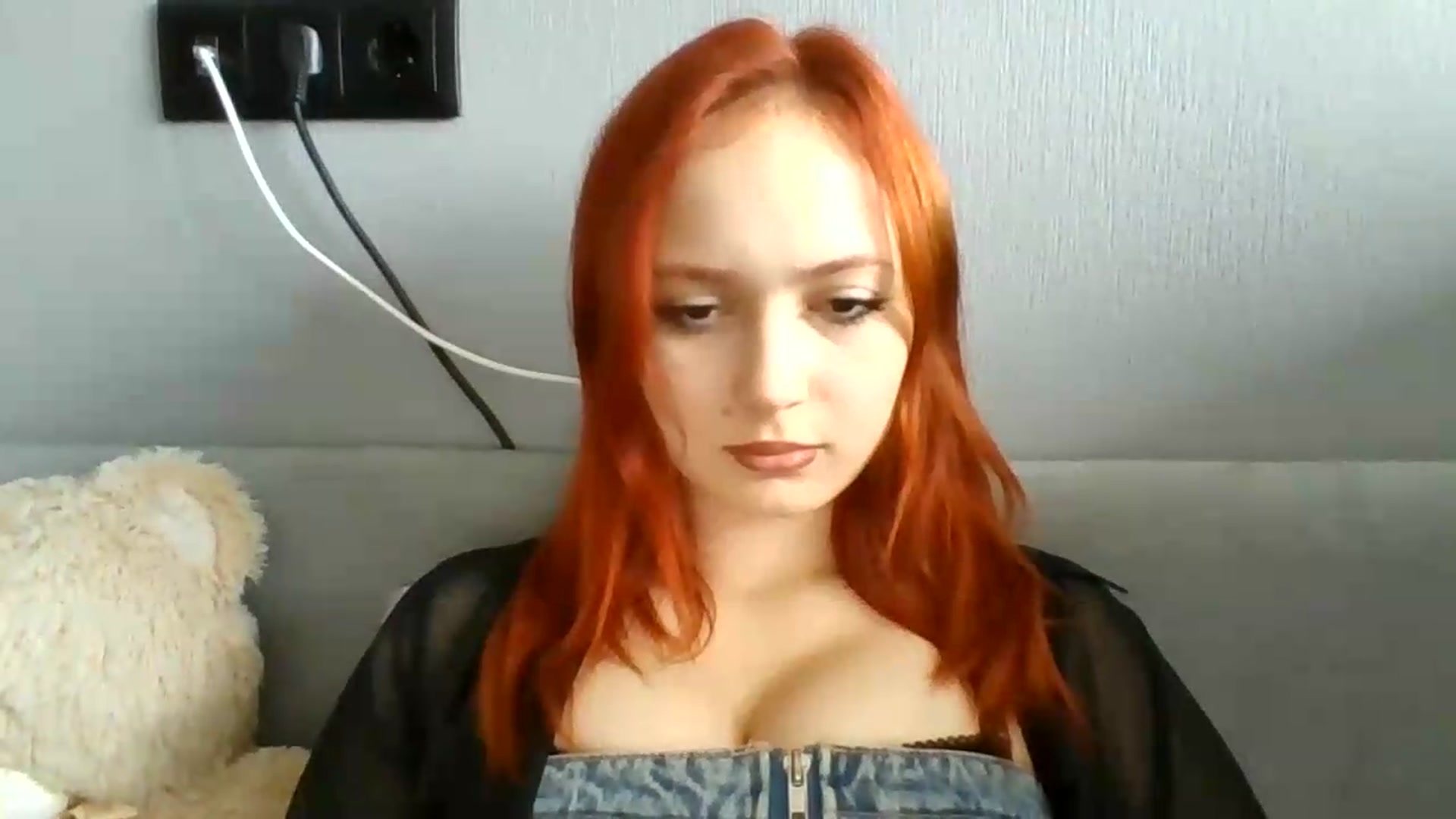 Gallery image thumbnail from AylinaGold's myfreecams stream on, 07/09/2026, 12:30 image 15 of 20