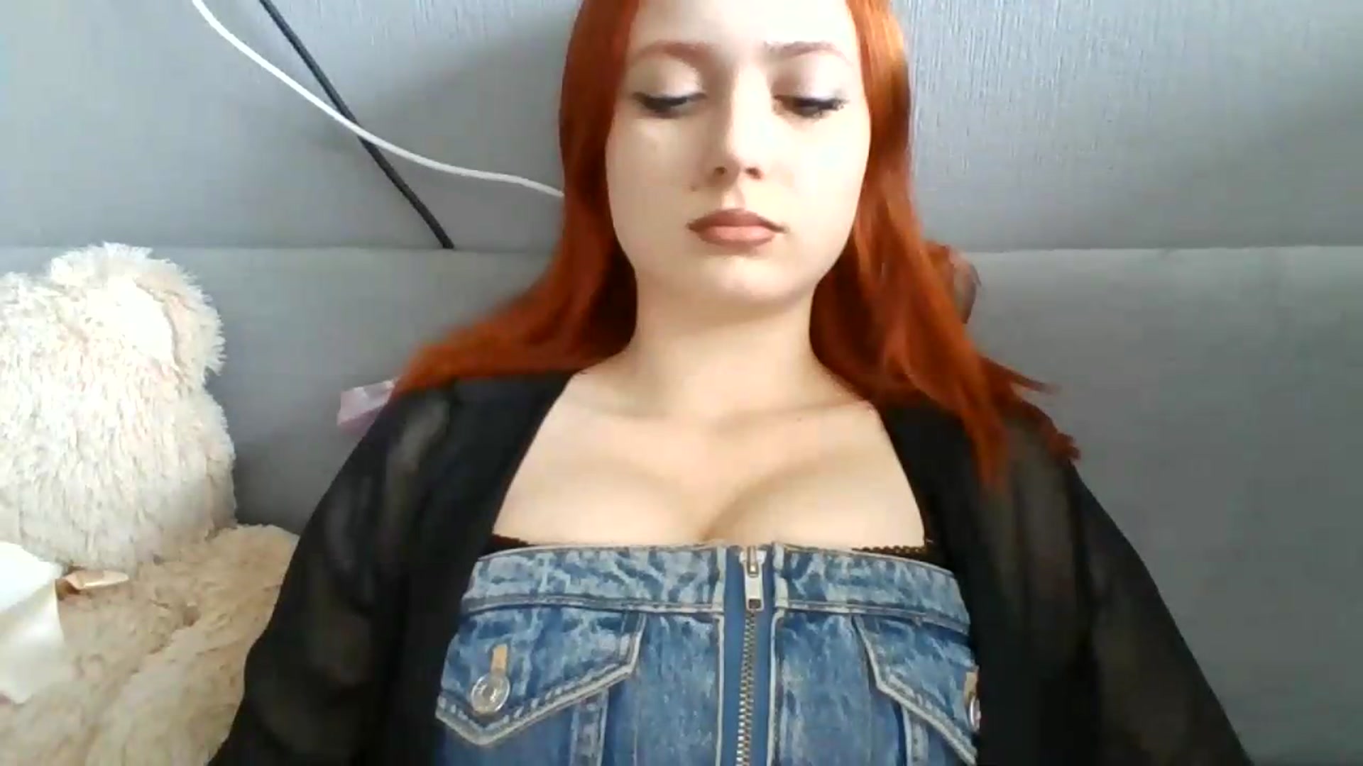 Gallery image thumbnail from AylinaGold's myfreecams stream on, 07/09/2026, 12:30 image 19 of 20