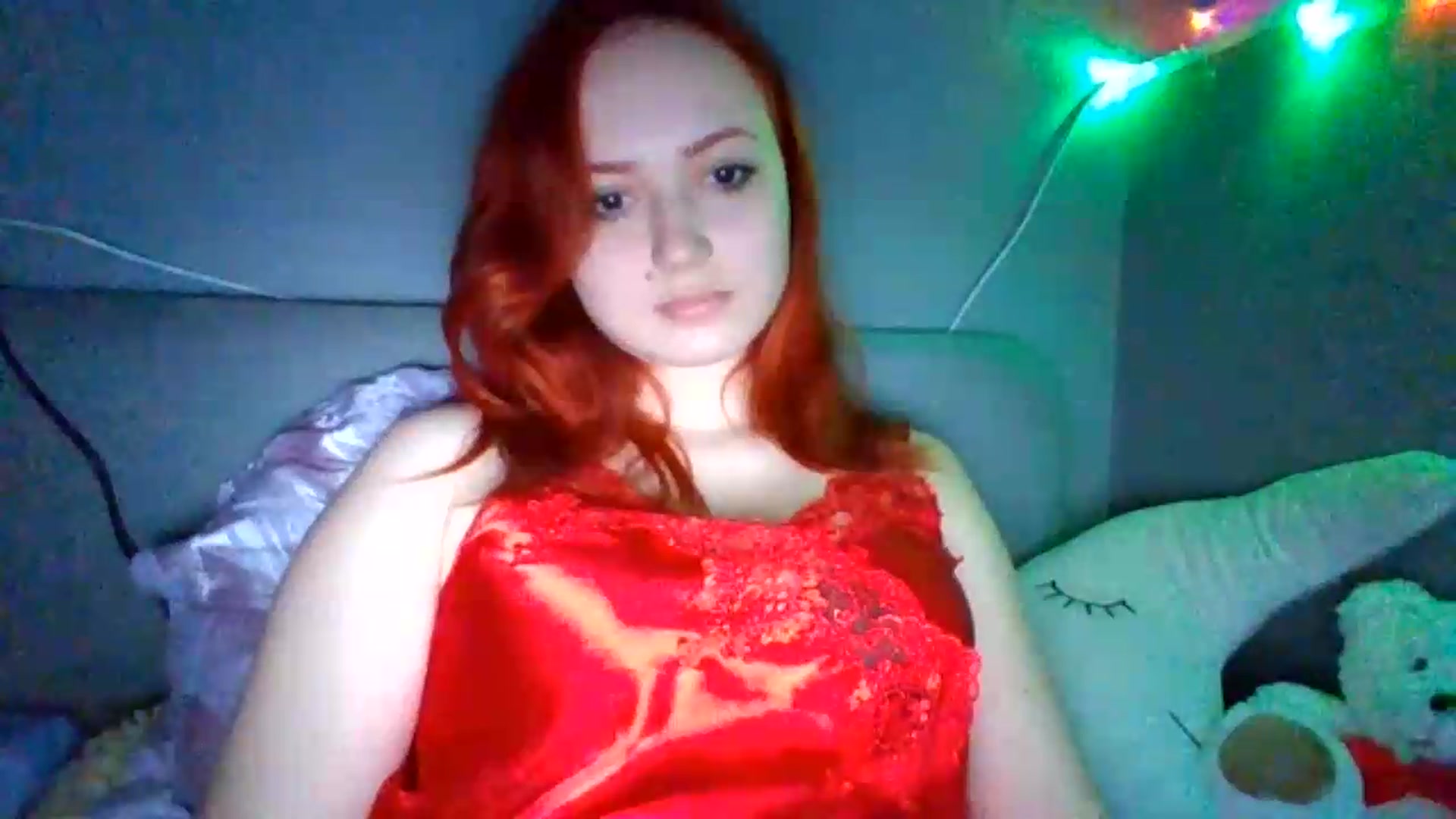 Gallery image thumbnail from AylinaGold's myfreecams stream on, 07/09/2026, 21:07 image 16 of 20
