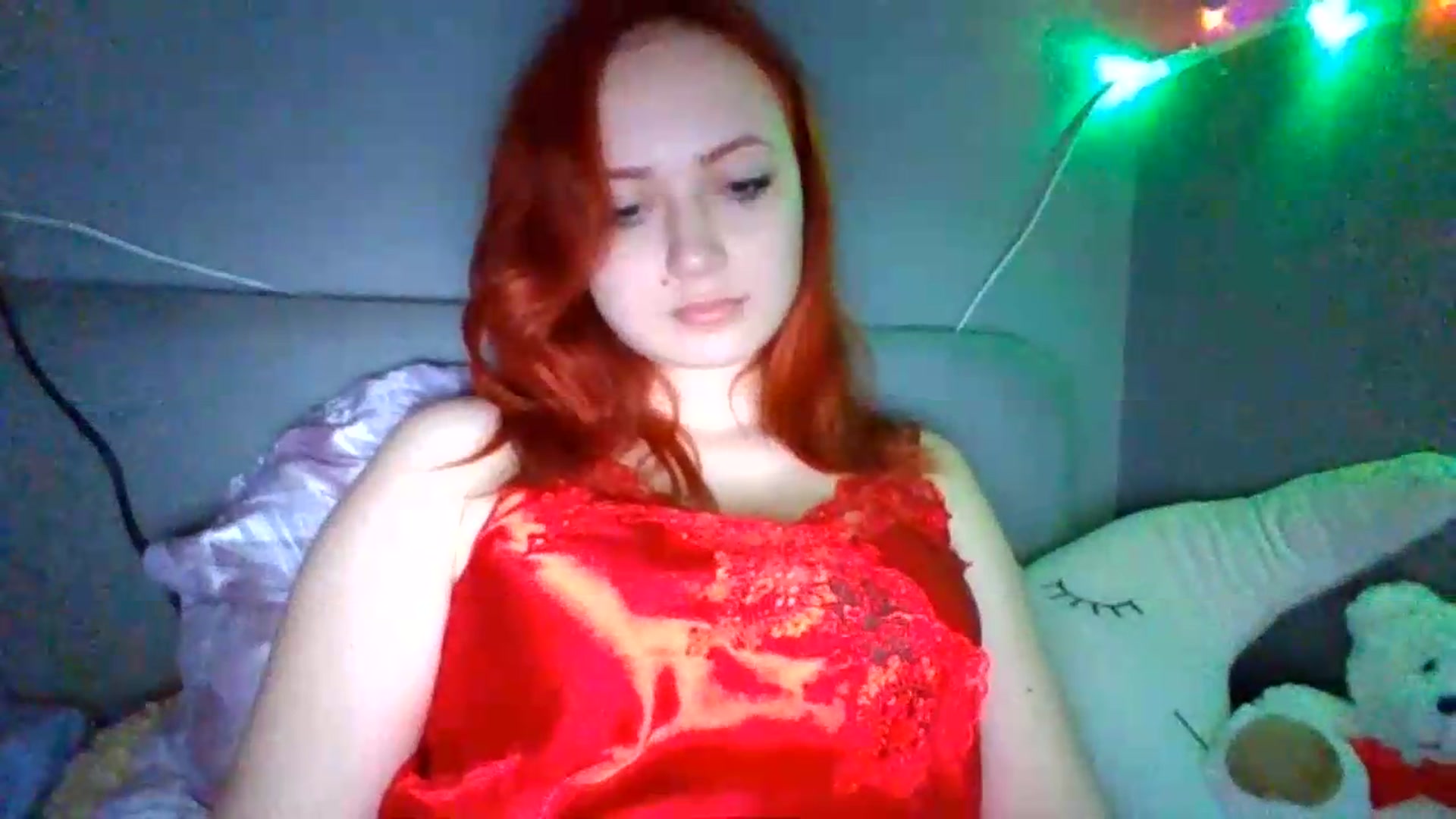 Gallery image thumbnail from AylinaGold's myfreecams stream on, 07/09/2026, 21:07 image 18 of 20