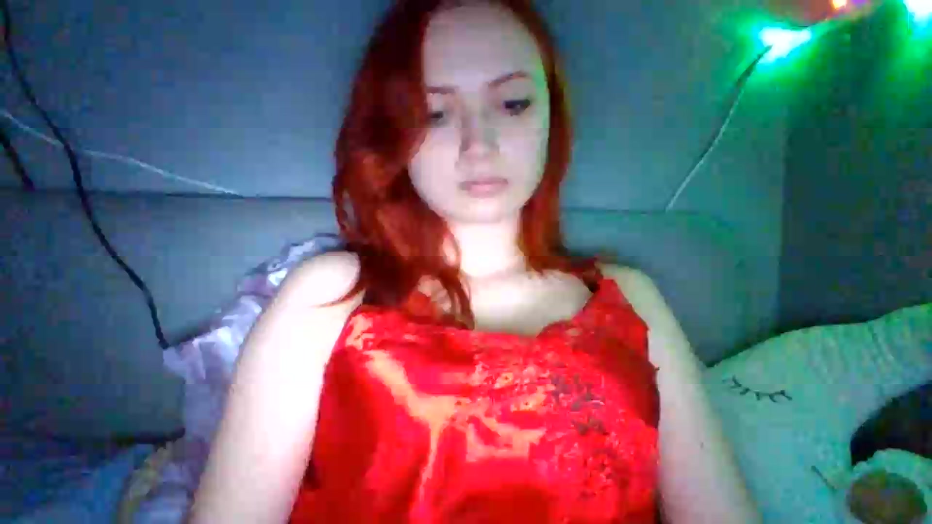 Gallery image thumbnail from AylinaGold's myfreecams stream on, 07/09/2026, 21:07 image 11 of 20