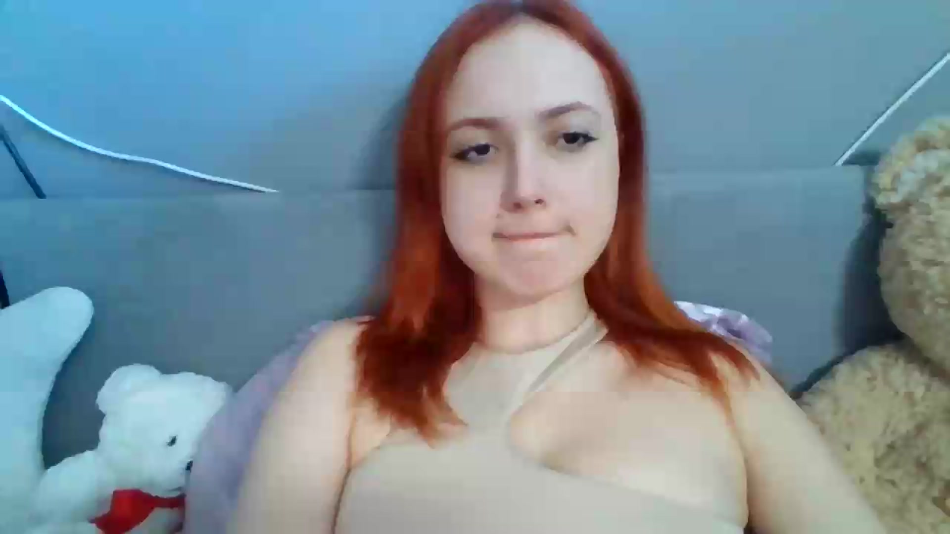 Gallery image thumbnail from AylinaGold's myfreecams stream on, 07/18/2026, 12:44 image 1 of 20