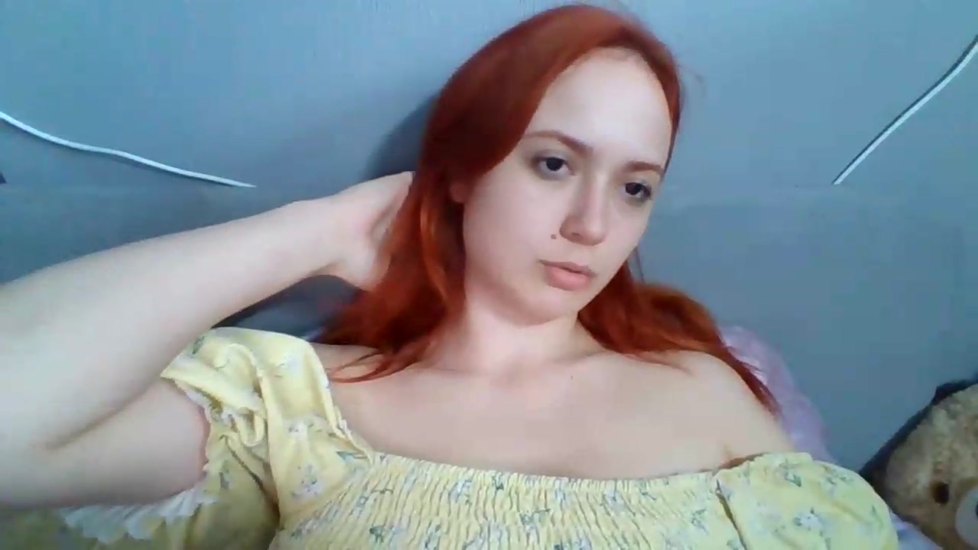 Gallery image thumbnail from AylinaGold's myfreecams stream on, 07/19/2026, 16:02 image 11 of 20