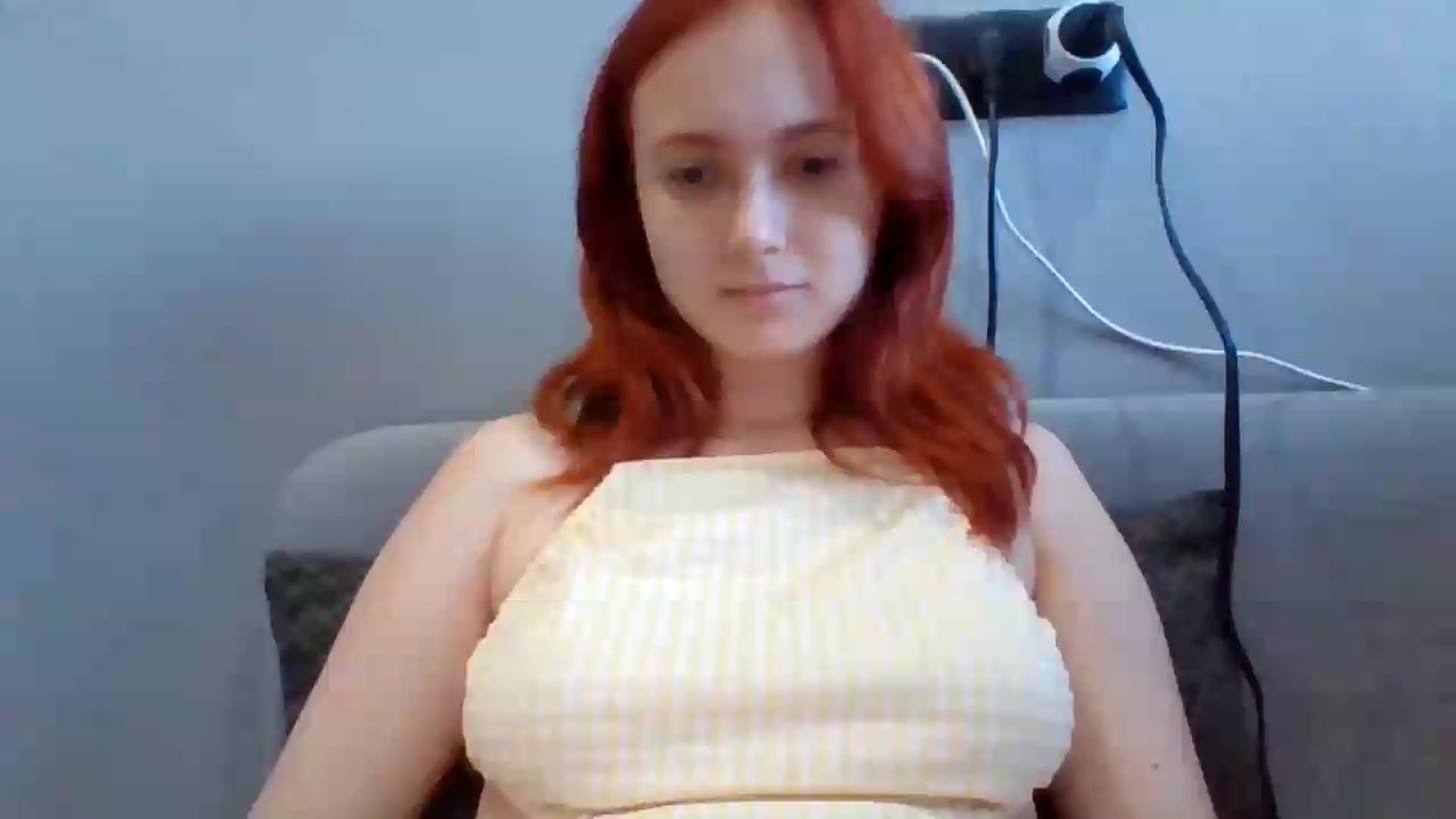 Gallery image thumbnail from AylinaGold's myfreecams stream on, 07/28/2026, 16:49 image 9 of 20