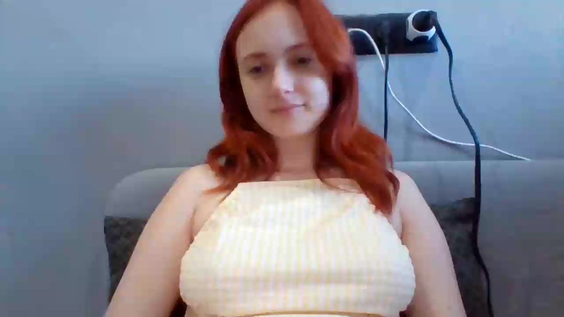 Gallery image thumbnail from AylinaGold's myfreecams stream on, 07/28/2026, 16:49 image 6 of 20