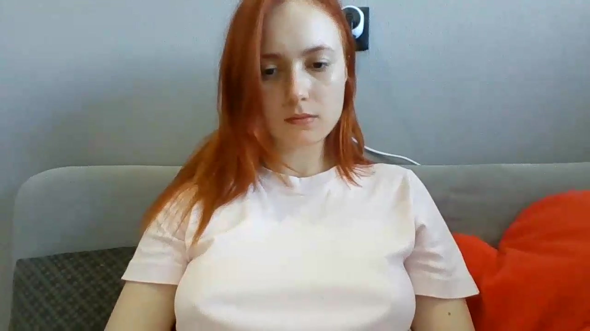 Gallery image thumbnail from AylinaGold's myfreecams stream on, 08/02/2026, 12:01 image 9 of 20