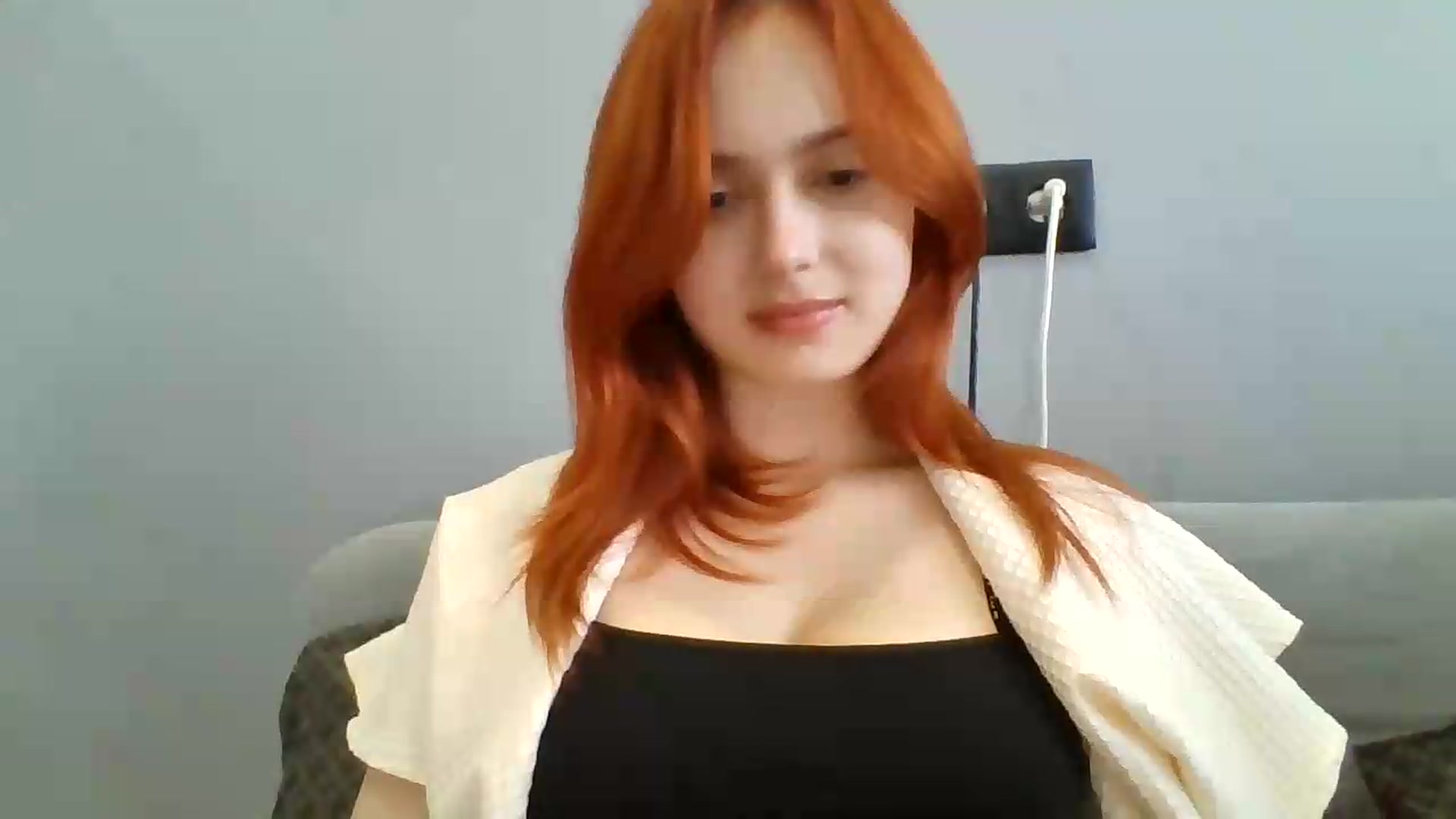 Gallery image thumbnail from AylinaGold's myfreecams stream on, 08/17/2026, 10:21 image 7 of 20