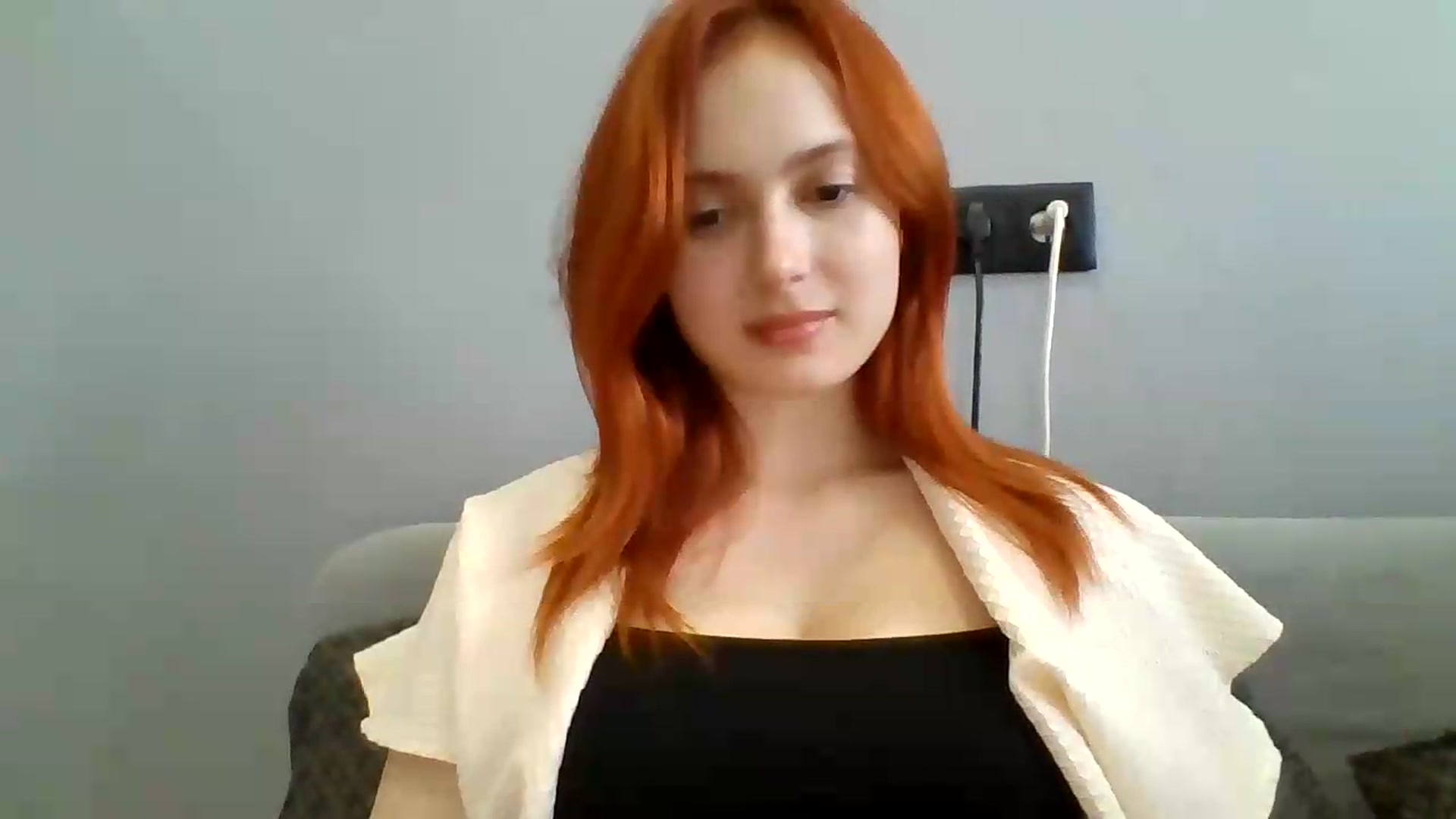 Gallery image thumbnail from AylinaGold's myfreecams stream on, 08/17/2026, 10:21 image 10 of 20