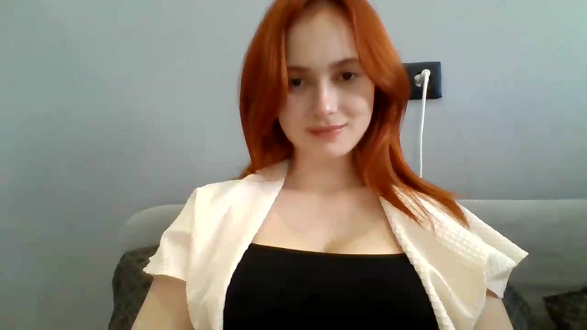 Gallery image thumbnail from AylinaGold's myfreecams stream on, 08/17/2026, 10:21 image 13 of 20