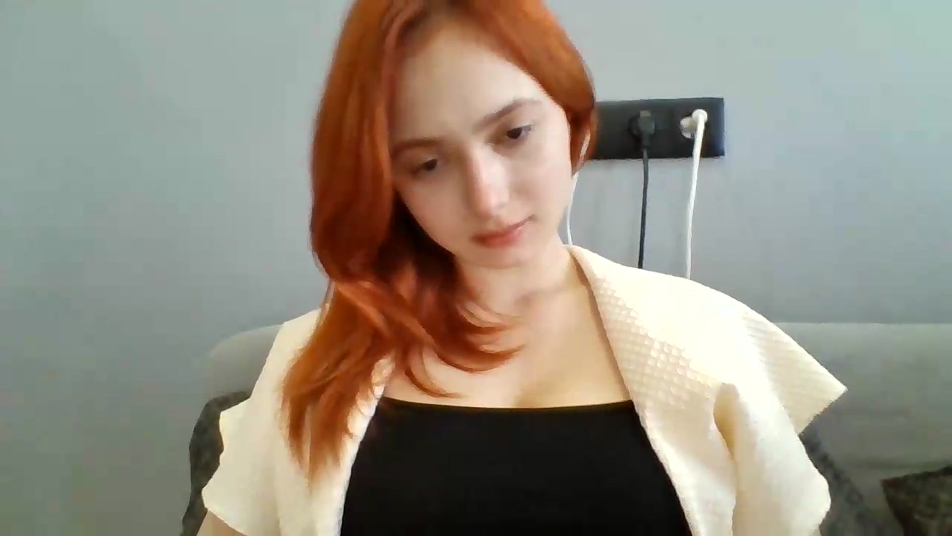 Gallery image thumbnail from AylinaGold's myfreecams stream on, 08/17/2026, 10:21 image 5 of 20