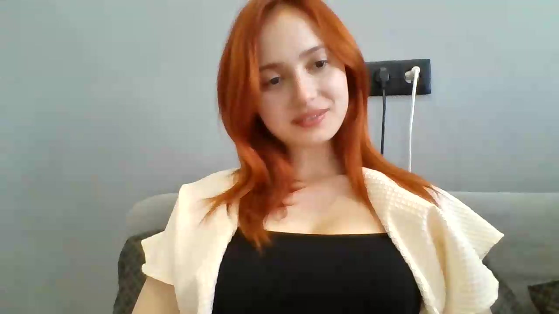 Gallery image thumbnail from AylinaGold's myfreecams stream on, 08/17/2026, 10:21 image 8 of 20