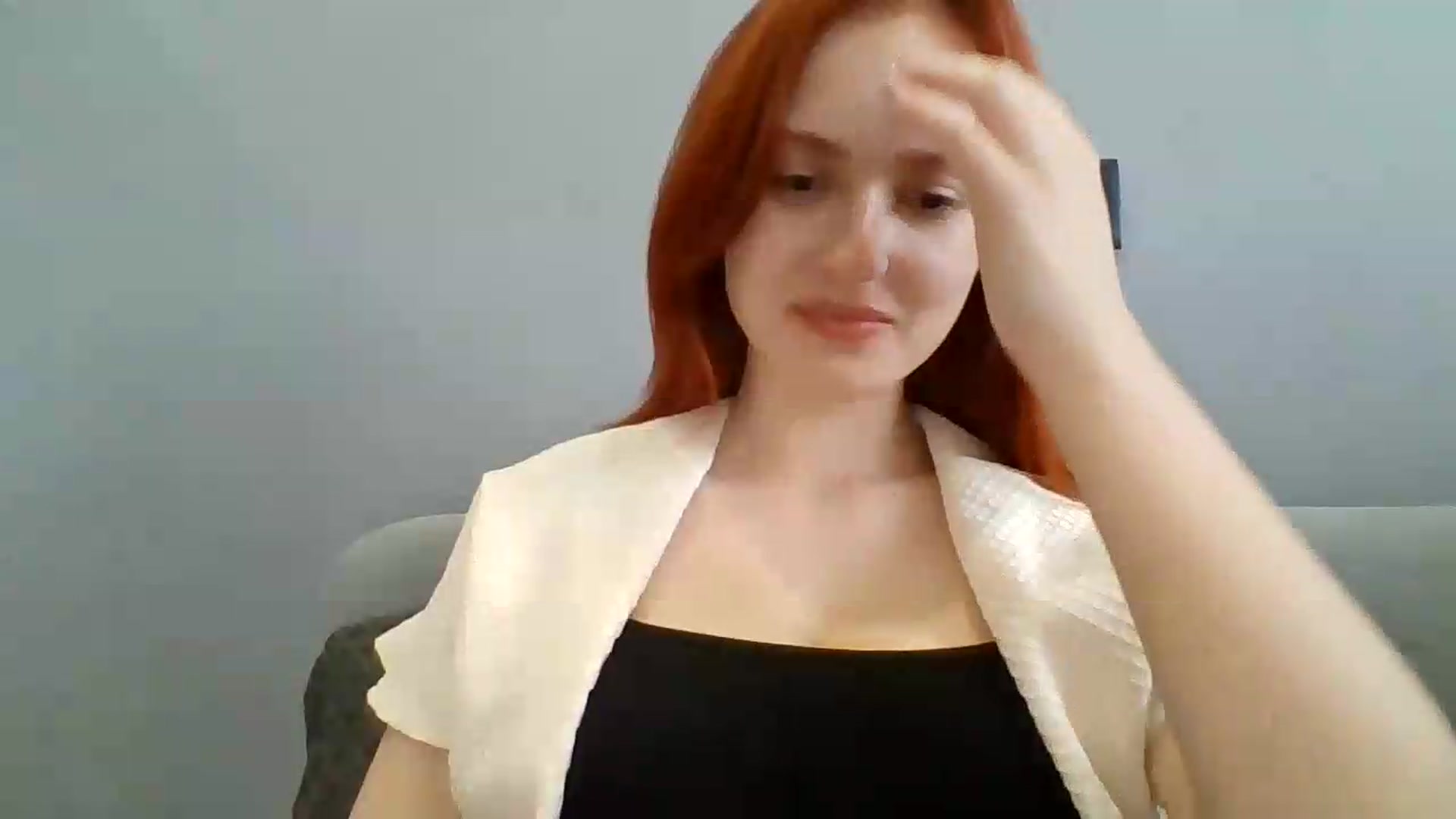 Gallery image thumbnail from AylinaGold's myfreecams stream on, 08/17/2026, 10:21 image 9 of 20