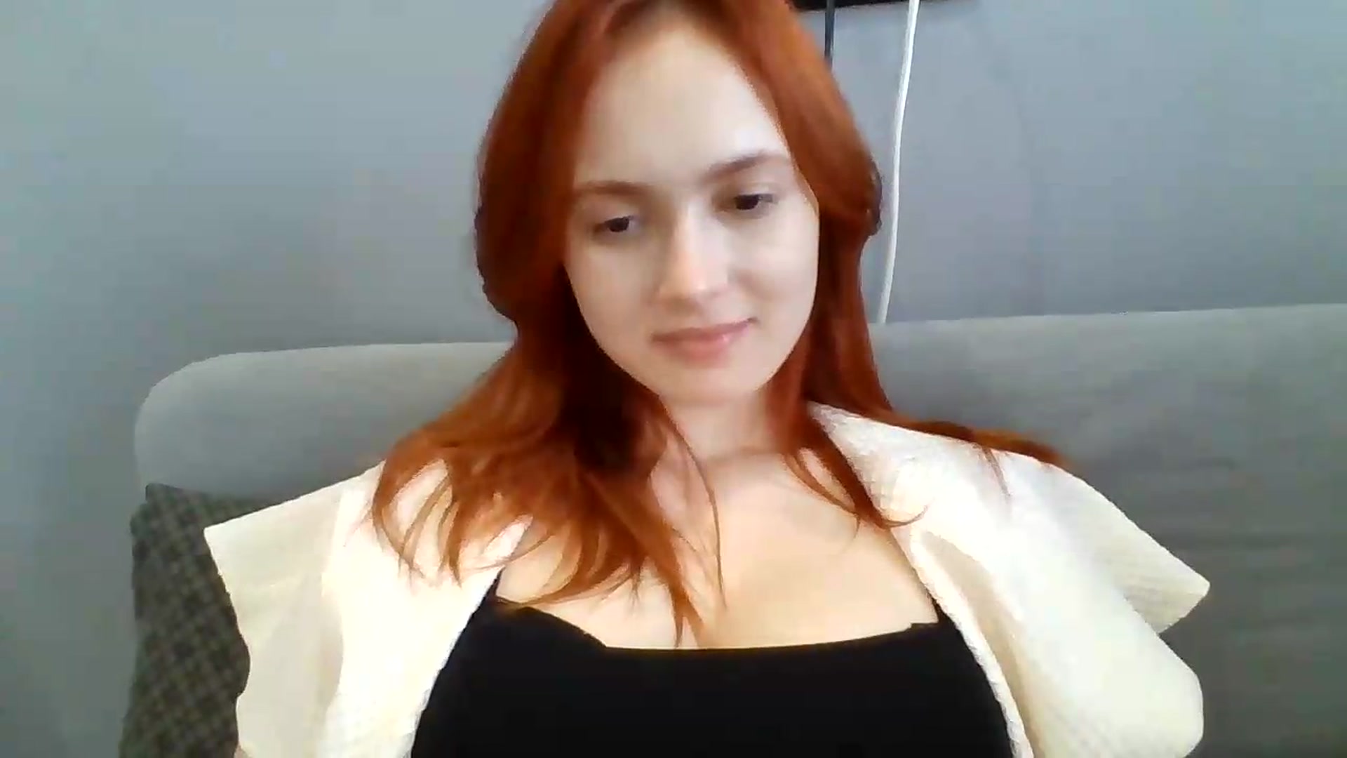 Gallery image thumbnail from AylinaGold's myfreecams stream on, 08/17/2026, 12:39 image 15 of 20