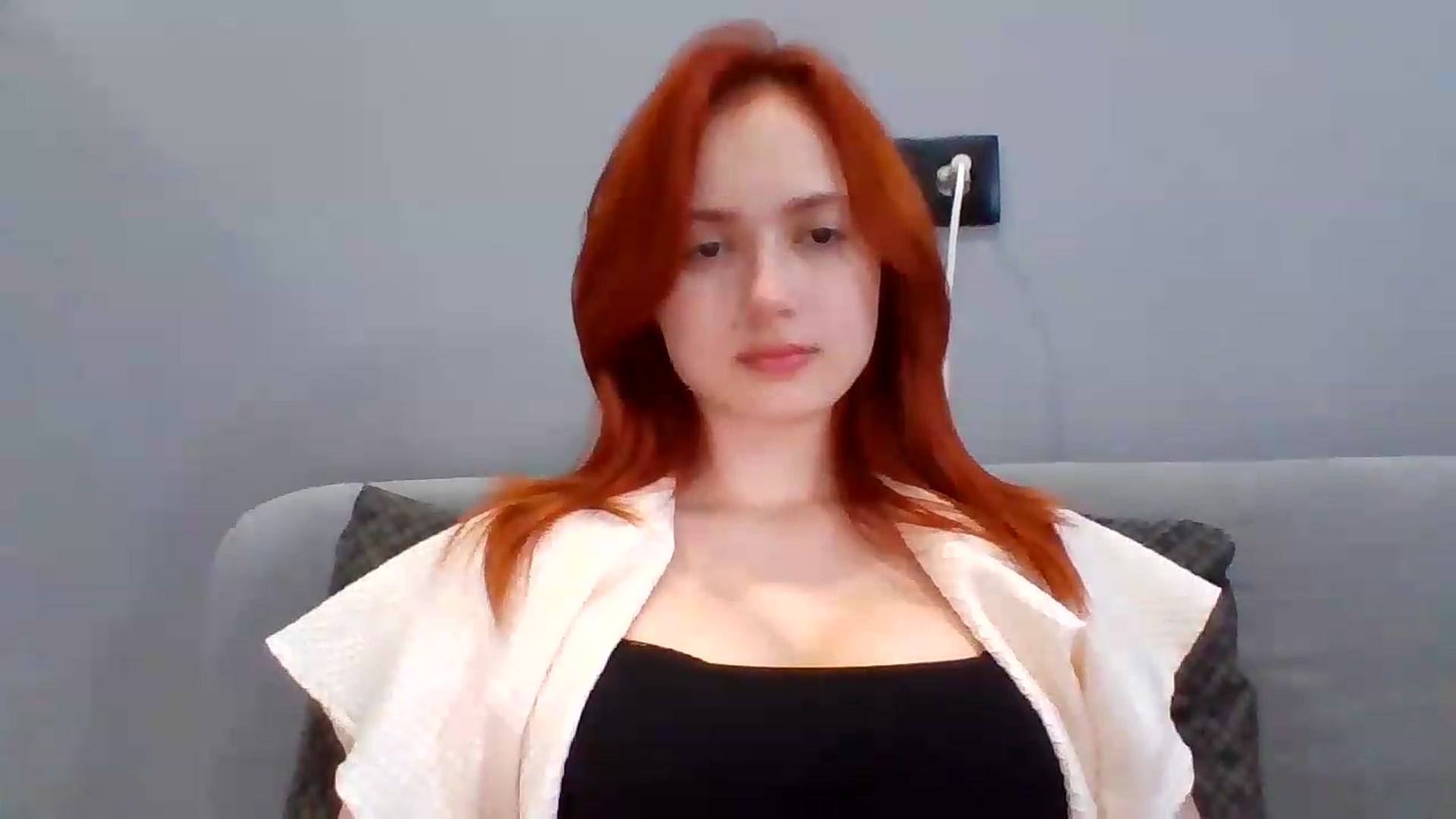 Gallery image thumbnail from AylinaGold's myfreecams stream on, 08/17/2026, 17:07 image 16 of 20