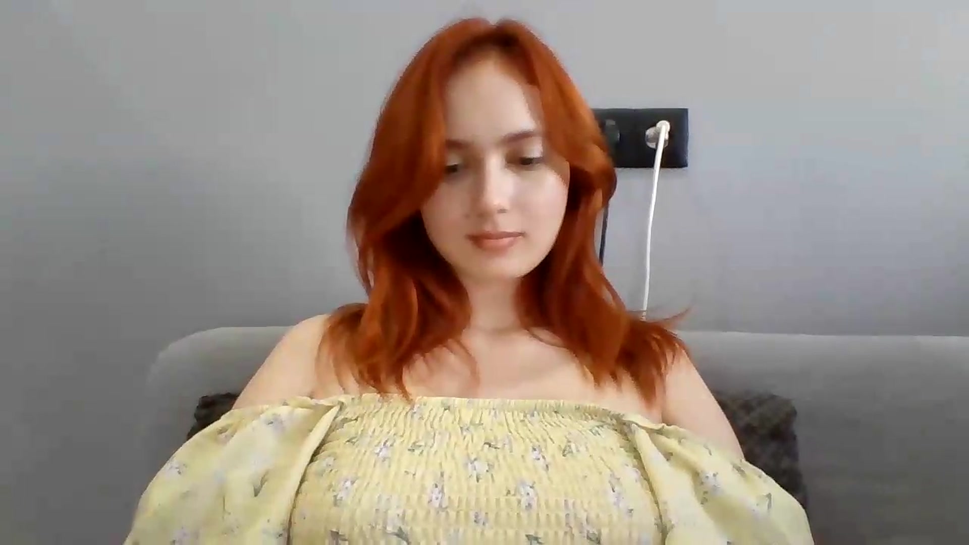 Gallery image thumbnail from AylinaGold's myfreecams stream on, 08/18/2026, 10:58 image 17 of 20