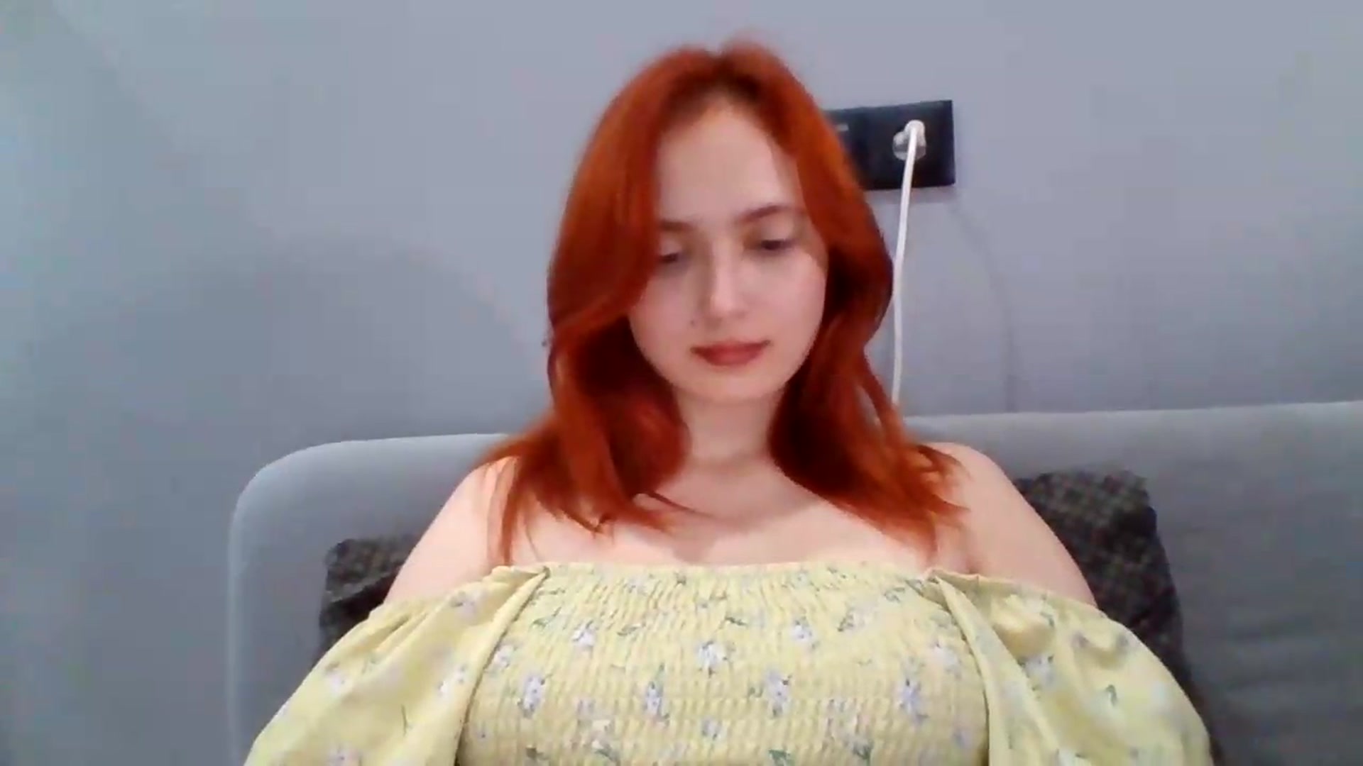 Gallery image thumbnail from AylinaGold's myfreecams stream on, 08/18/2026, 17:27 image 17 of 20