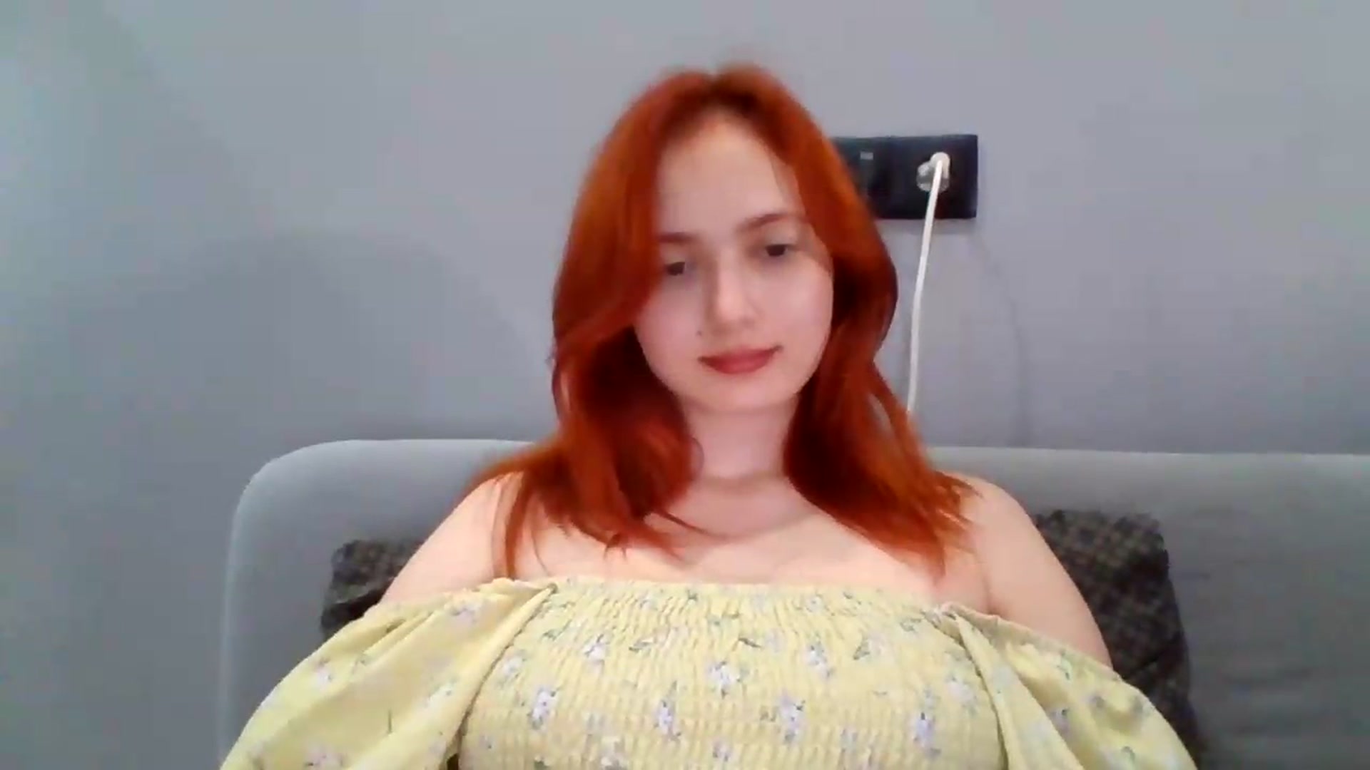Gallery image thumbnail from AylinaGold's myfreecams stream on, 08/18/2026, 17:27 image 15 of 20