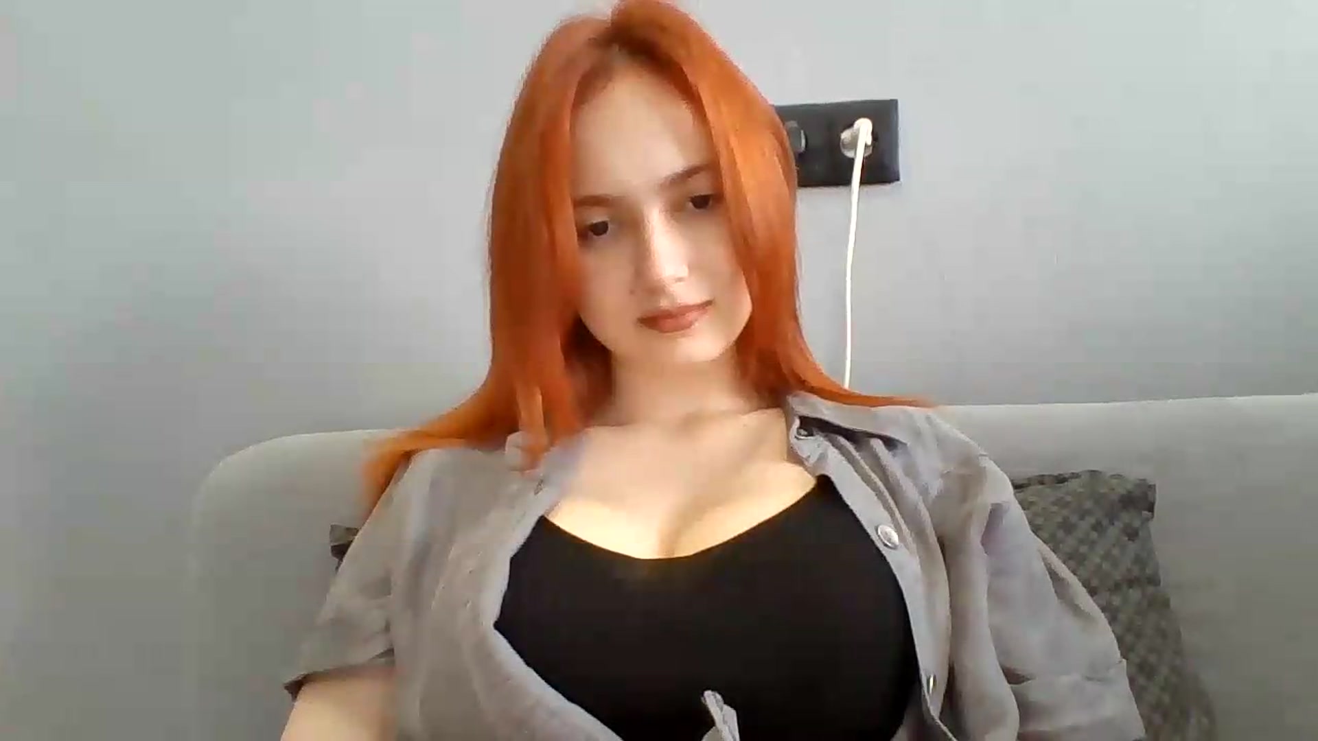 Gallery image thumbnail from AylinaGold's myfreecams stream on, 08/19/2026, 10:56 image 17 of 20