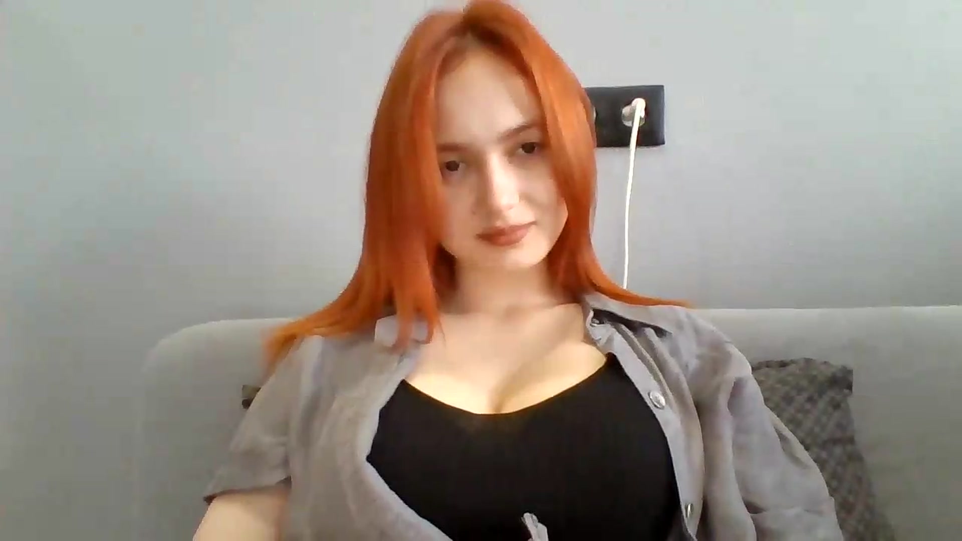 Gallery image thumbnail from AylinaGold's myfreecams stream on, 08/19/2026, 10:56 image 15 of 20