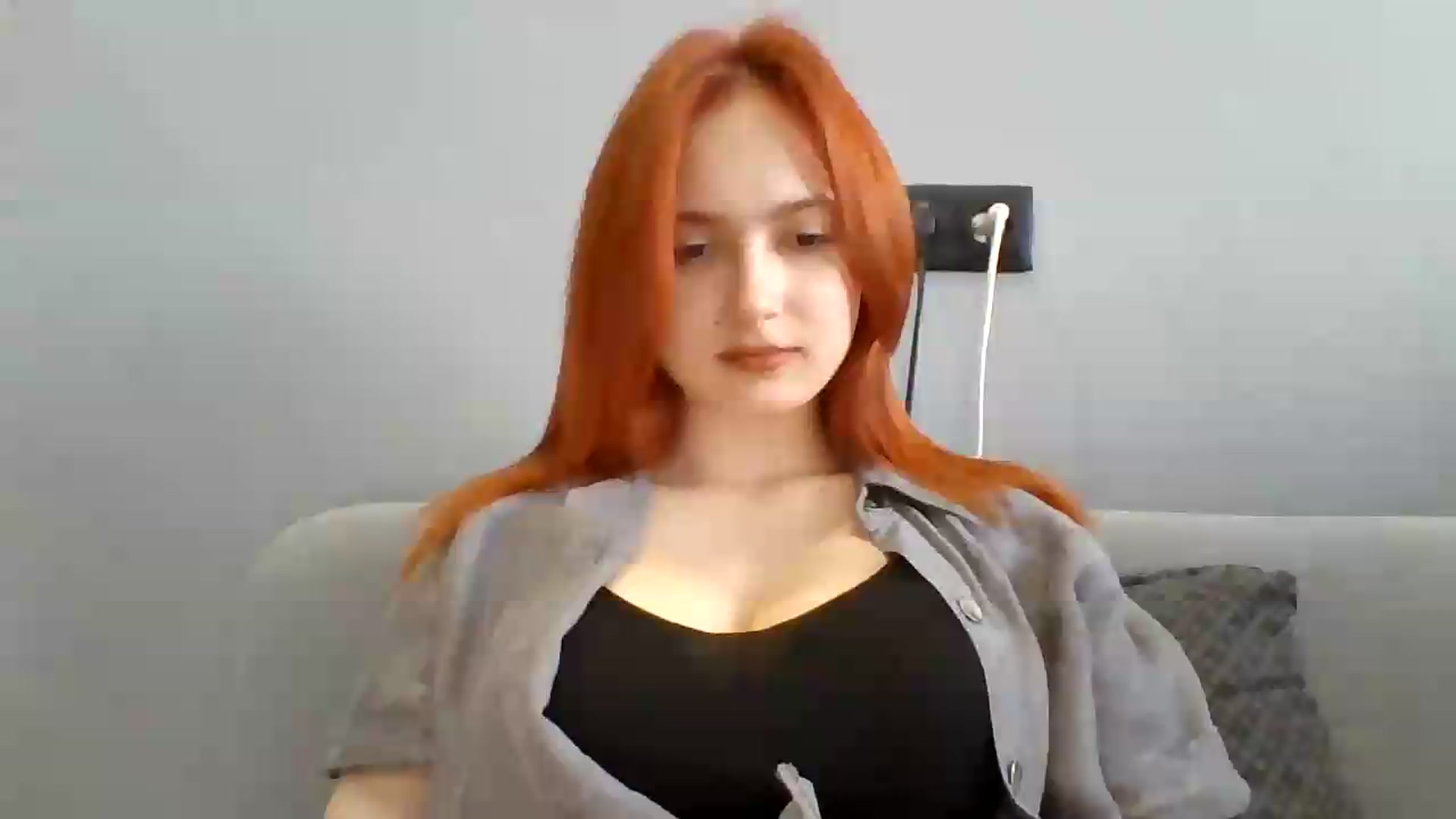 Gallery image thumbnail from AylinaGold's myfreecams stream on, 08/19/2026, 10:56 image 1 of 20