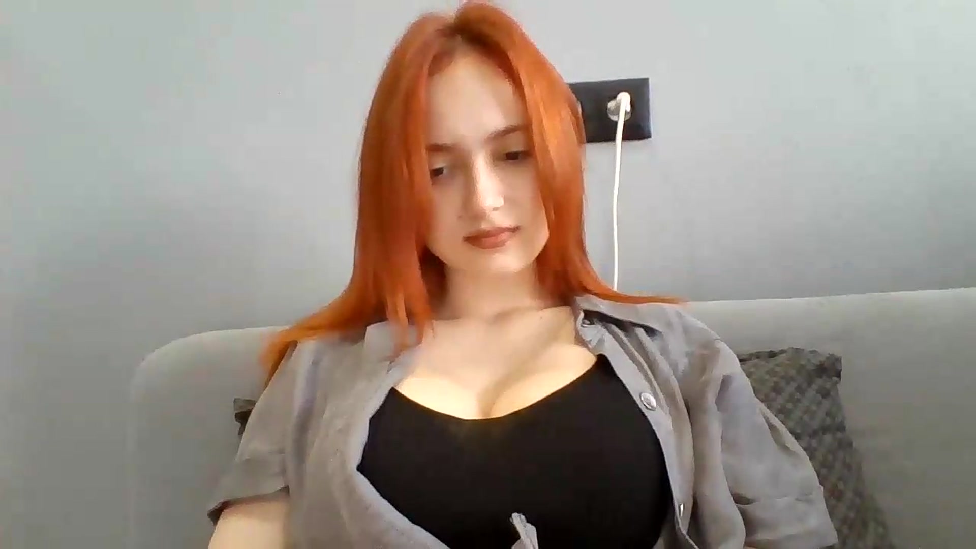 Gallery image thumbnail from AylinaGold's myfreecams stream on, 08/19/2026, 10:56 image 18 of 20
