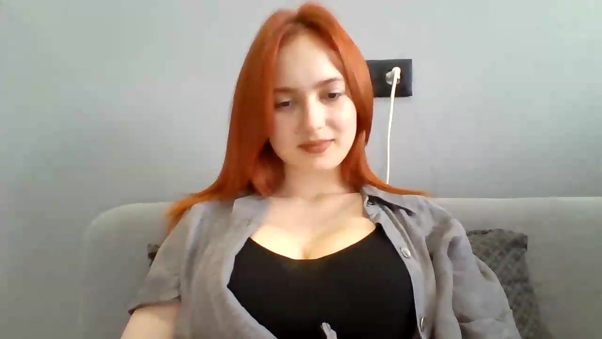 Gallery image thumbnail from AylinaGold's myfreecams stream on, 08/19/2026, 10:56 image 13 of 20