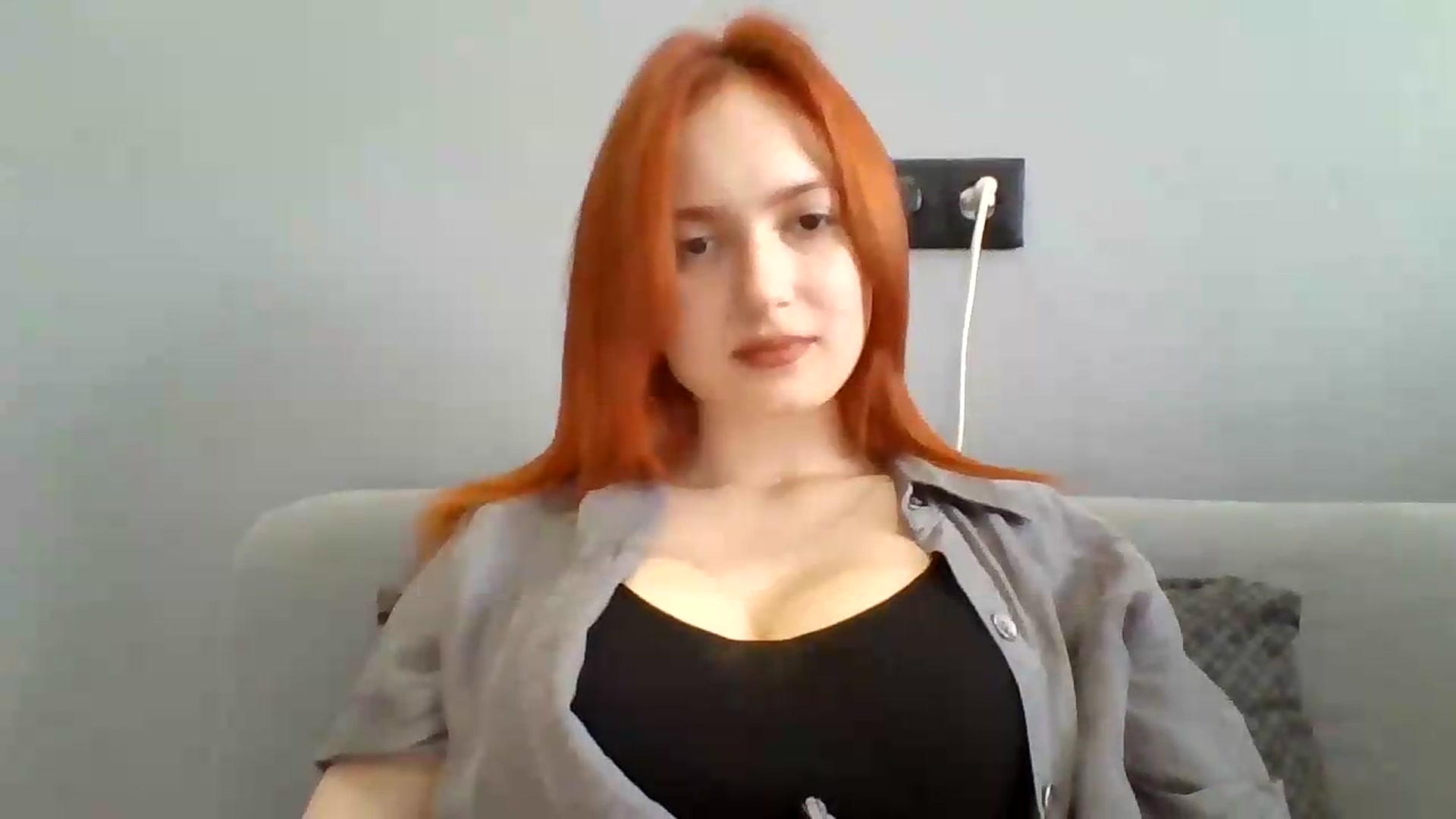 Gallery image thumbnail from AylinaGold's myfreecams stream on, 08/19/2026, 10:56 image 14 of 20