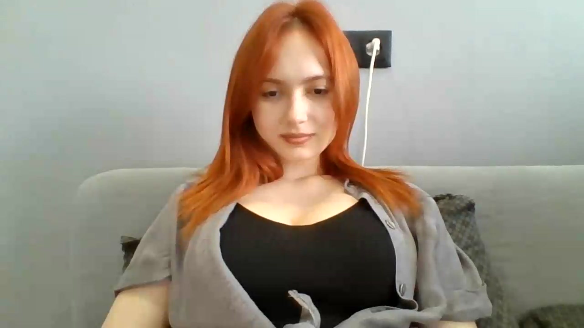 Gallery image thumbnail from AylinaGold's myfreecams stream on, 08/19/2026, 11:51 image 6 of 20