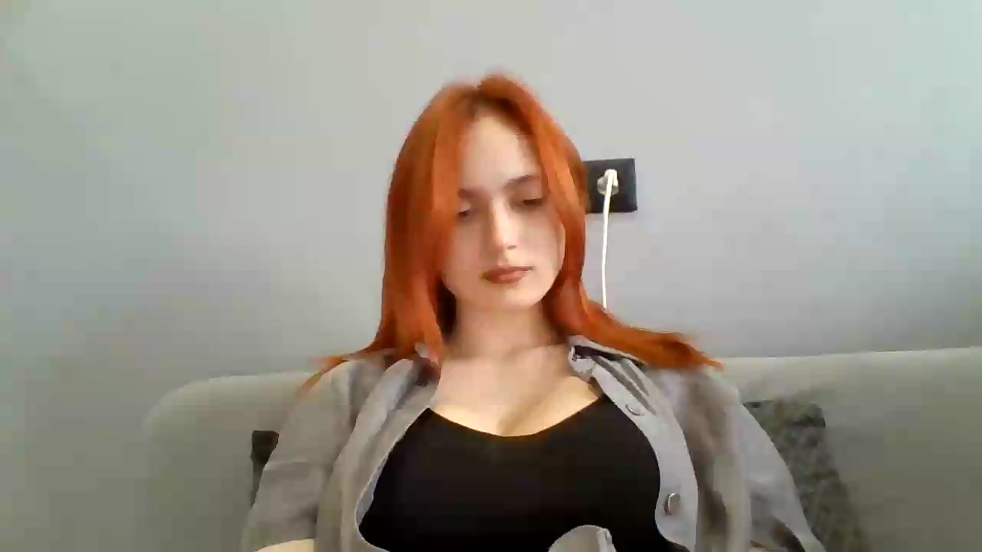 Gallery image thumbnail from AylinaGold's myfreecams stream on, 08/19/2026, 12:47 image 4 of 20