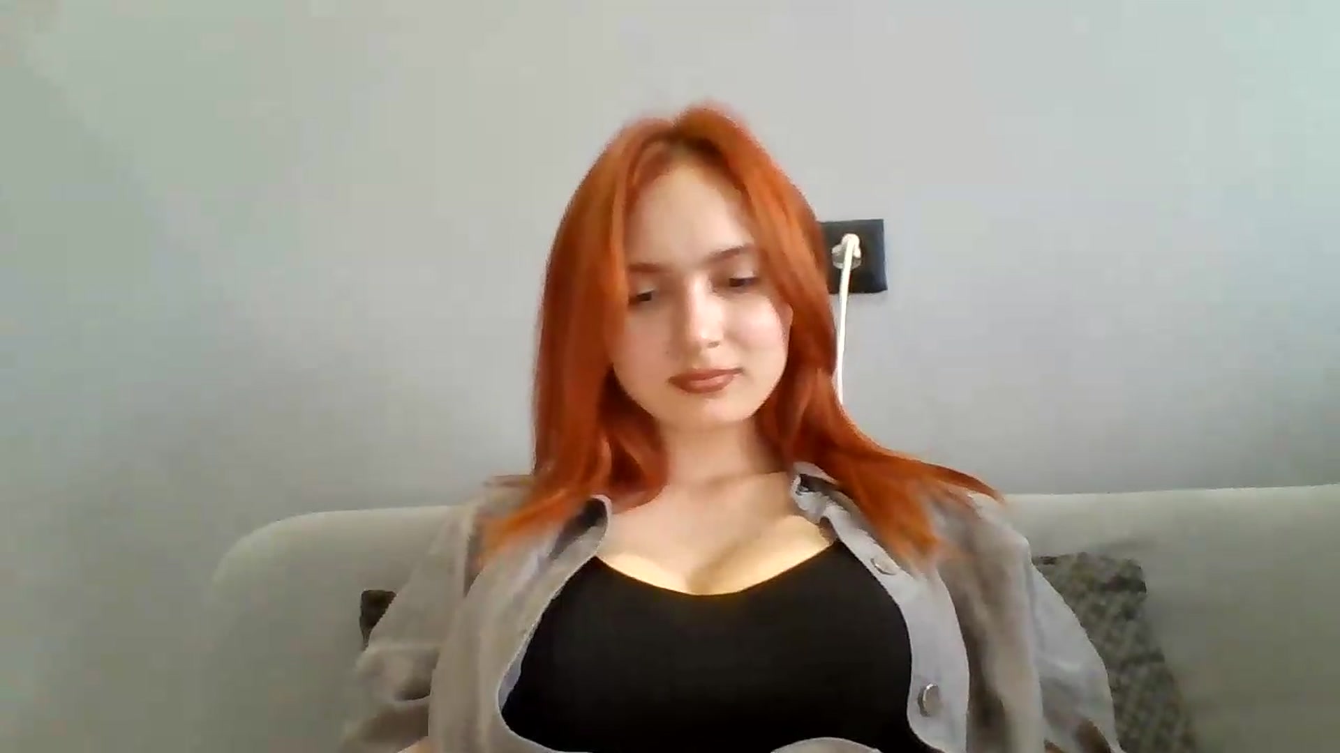 Gallery image thumbnail from AylinaGold's myfreecams stream on, 08/19/2026, 12:47 image 5 of 20