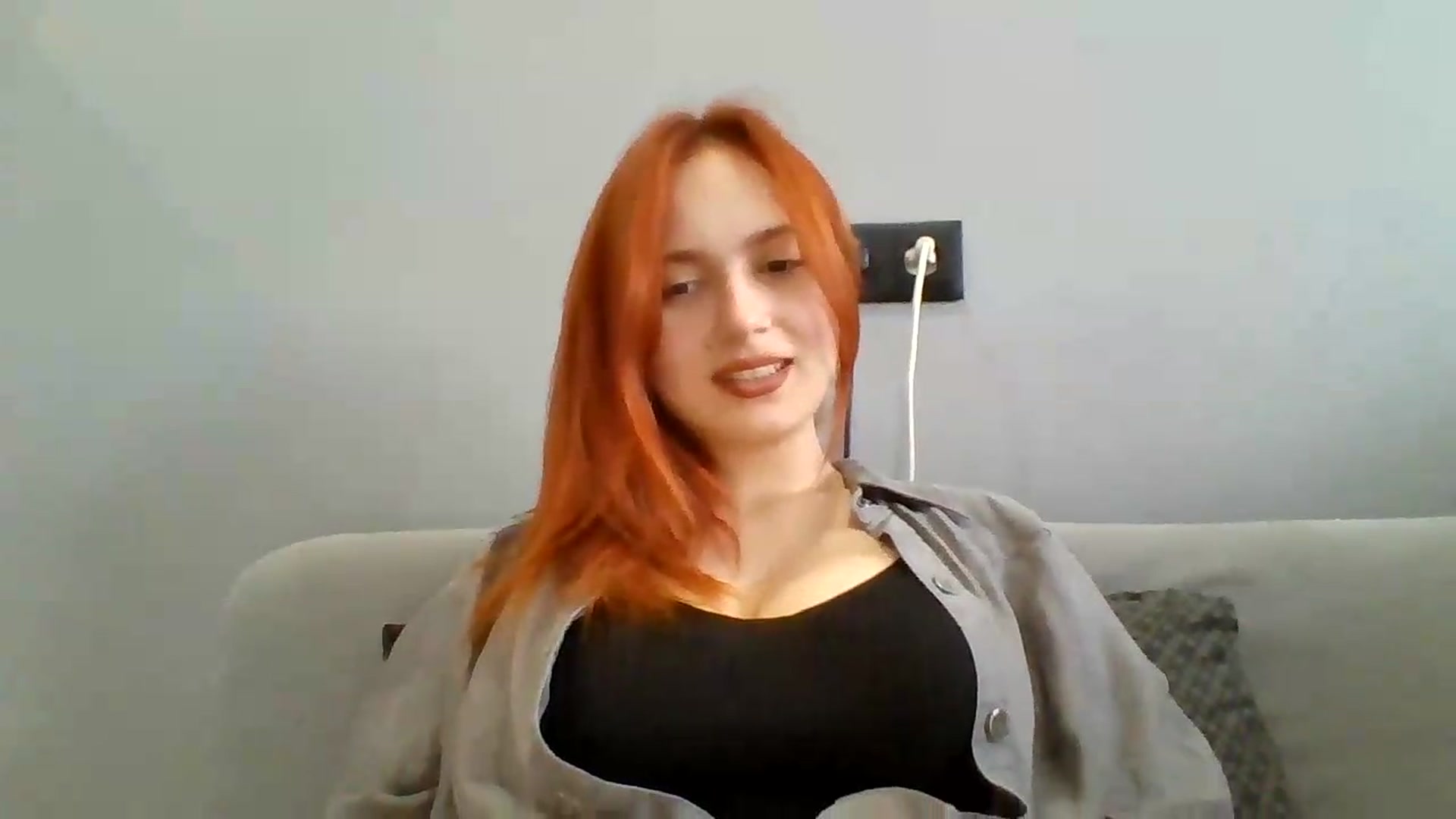 Gallery image thumbnail from AylinaGold's myfreecams stream on, 08/19/2026, 12:47 image 7 of 20