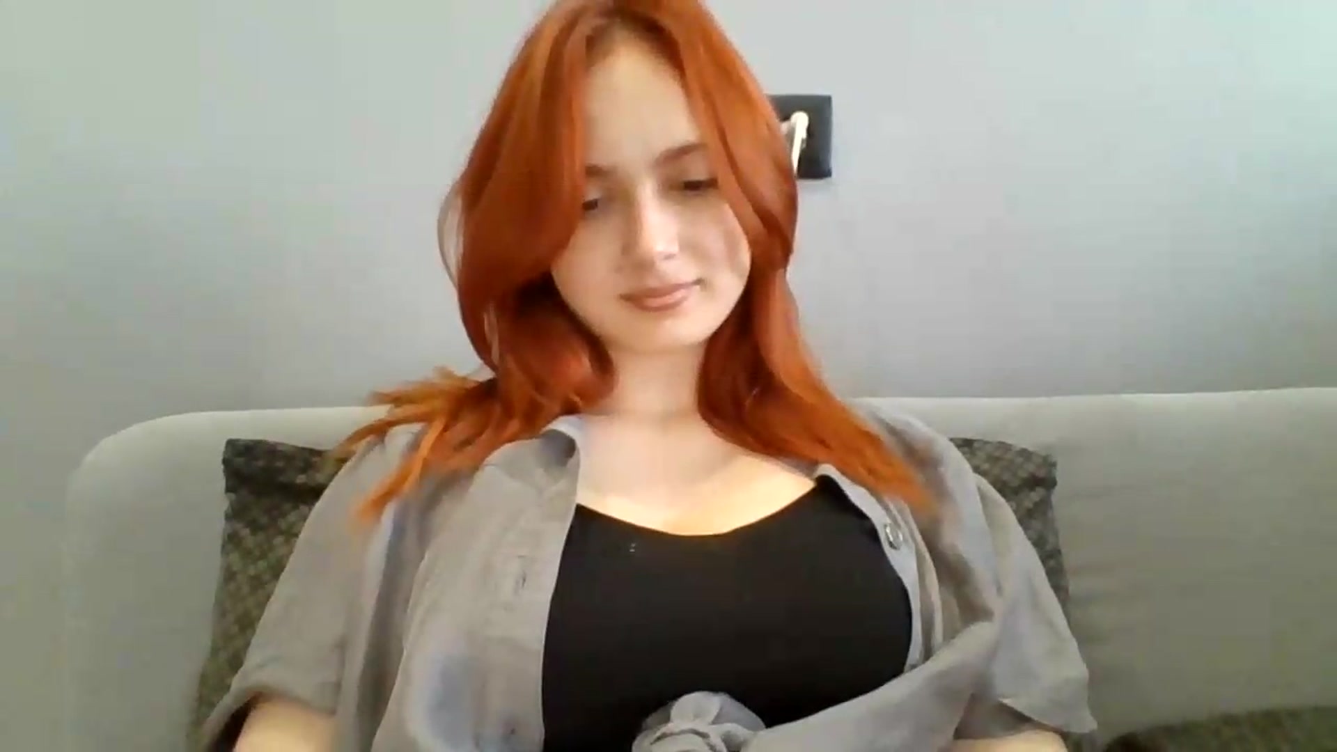 Gallery image thumbnail from AylinaGold's myfreecams stream on, 08/19/2026, 14:48 image 3 of 20