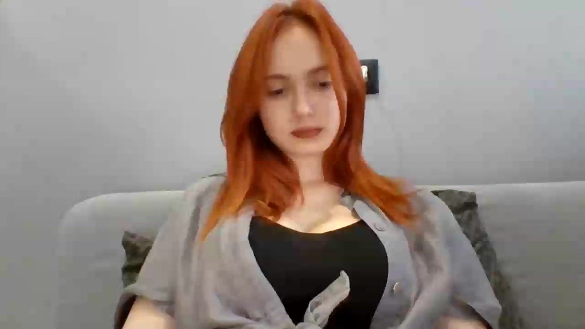 Gallery image thumbnail from AylinaGold's myfreecams stream on, 08/19/2026, 16:37 image 5 of 20