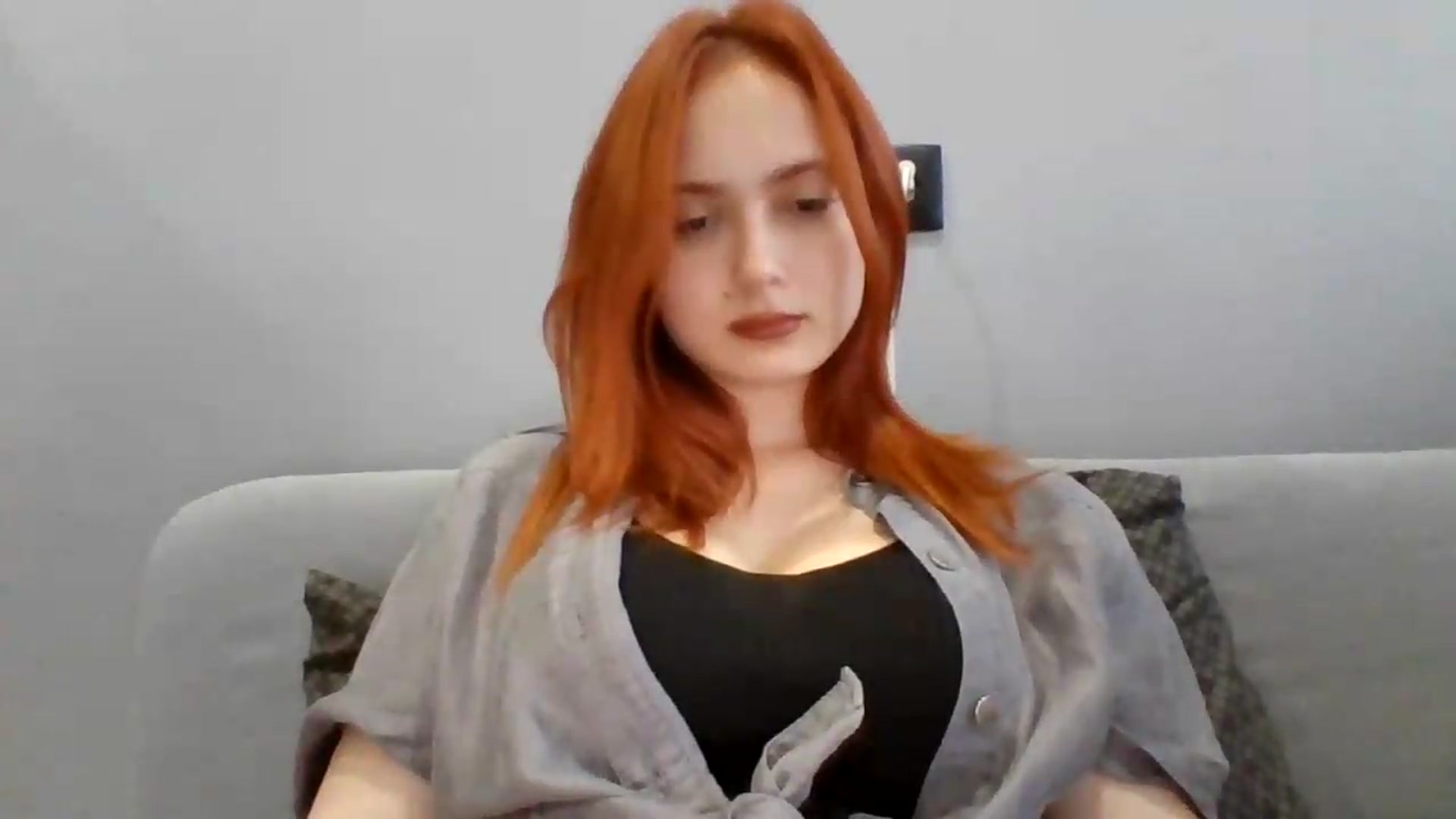 Gallery image thumbnail from AylinaGold's myfreecams stream on, 08/19/2026, 16:37 image 6 of 20