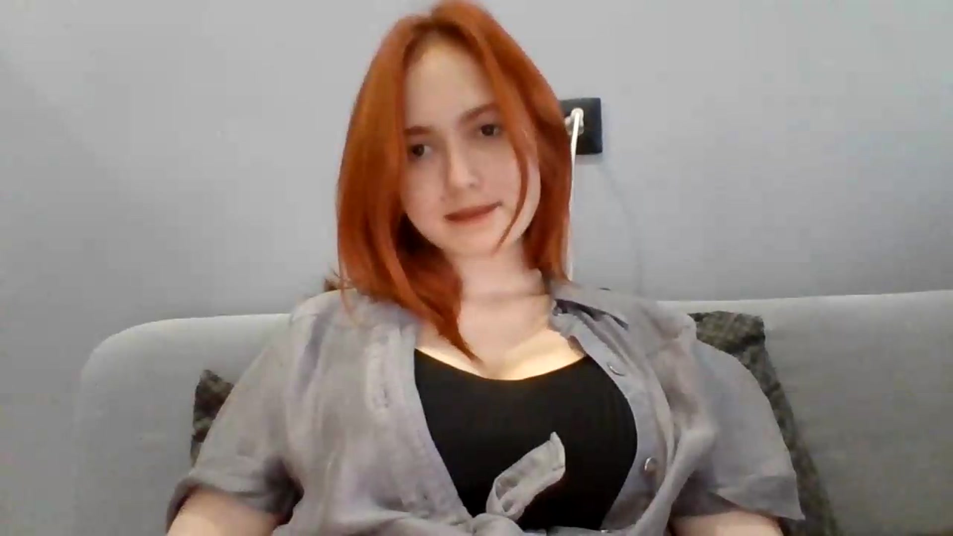 Gallery image thumbnail from AylinaGold's myfreecams stream on, 08/19/2026, 16:37 image 17 of 20