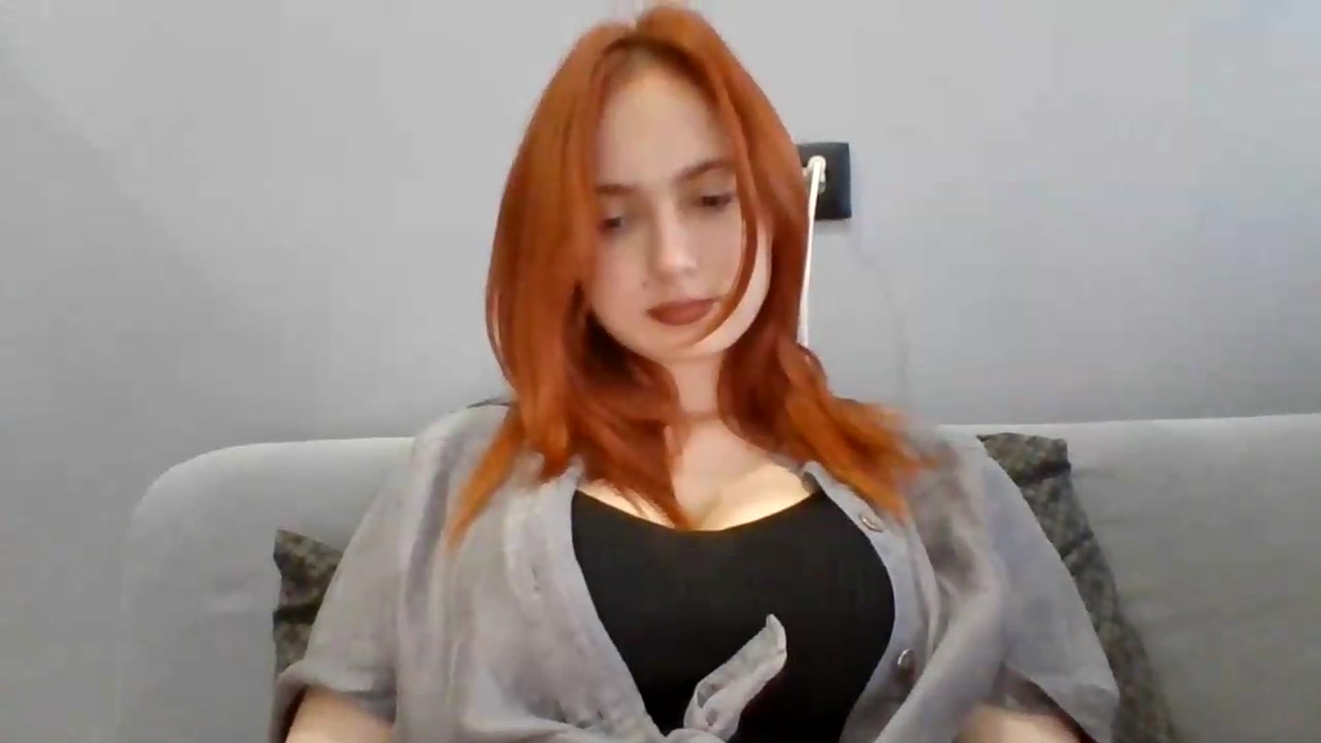 Gallery image thumbnail from AylinaGold's myfreecams stream on, 08/19/2026, 16:37 image 9 of 20