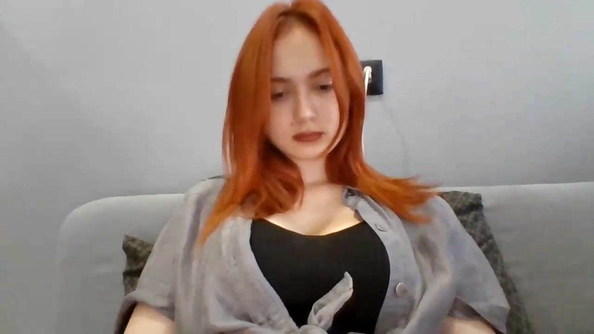 Gallery image thumbnail from AylinaGold's myfreecams stream on, 08/19/2026, 16:37 image 4 of 20
