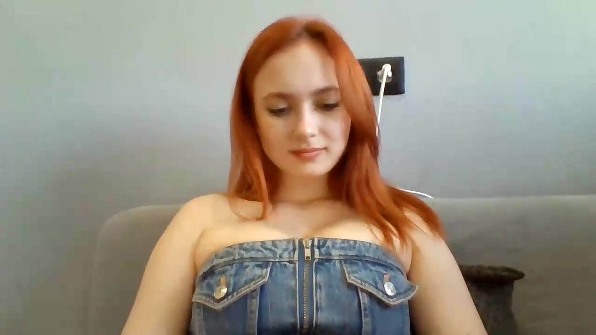 Gallery image thumbnail from AylinaGold's myfreecams stream on, 08/22/2026, 11:27 image 18 of 20