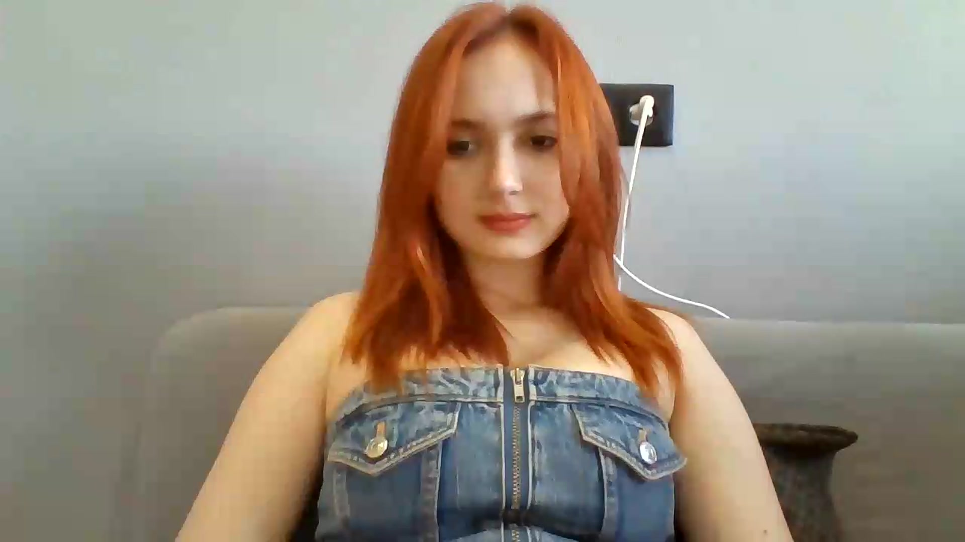 Gallery image thumbnail from AylinaGold's myfreecams stream on, 08/22/2026, 11:27 image 5 of 20