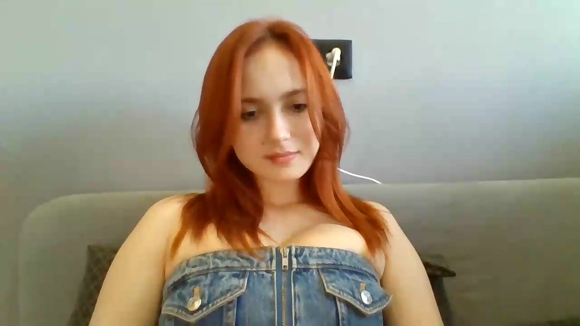 Gallery image thumbnail from AylinaGold's myfreecams stream on, 08/22/2026, 11:59 image 20 of 20