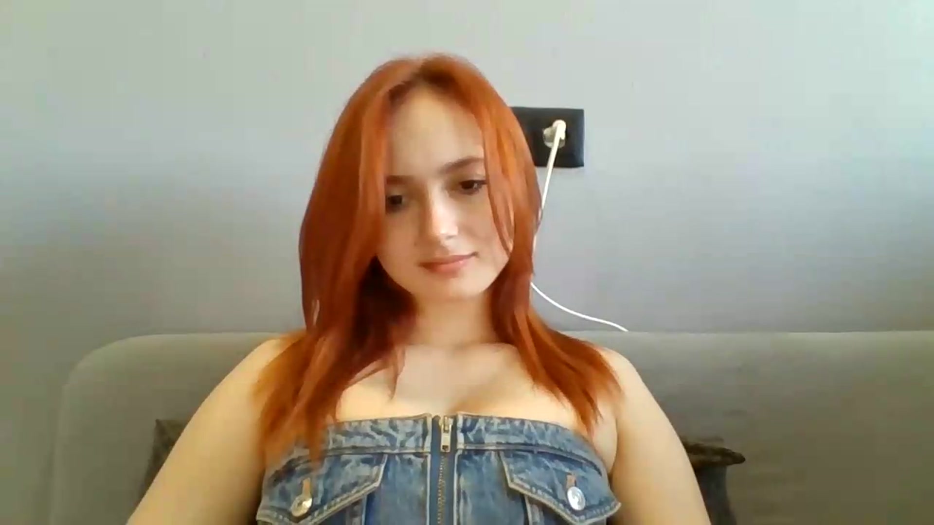 Gallery image thumbnail from AylinaGold's myfreecams stream on, 08/22/2026, 11:59 image 5 of 20