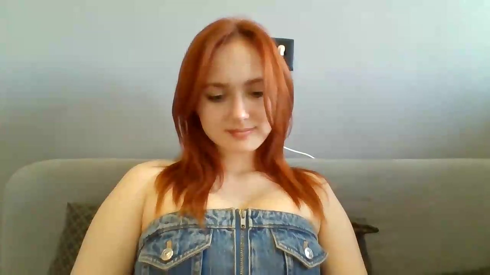Gallery image thumbnail from AylinaGold's myfreecams stream on, 08/22/2026, 11:59 image 12 of 20