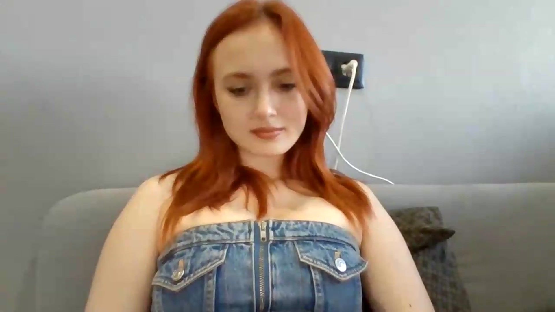 Gallery image thumbnail from AylinaGold's myfreecams stream on, 08/22/2026, 16:09 image 14 of 20