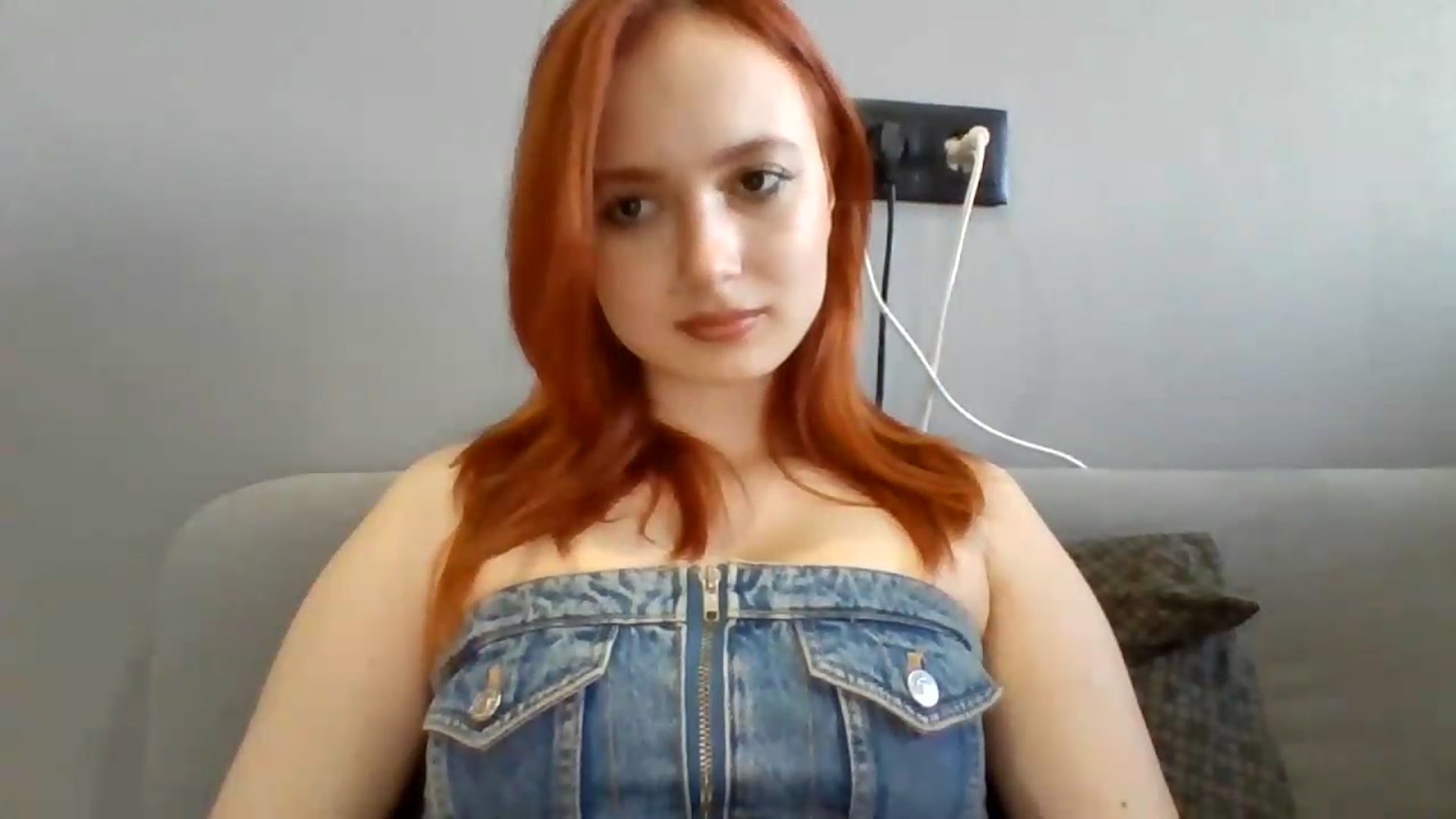 Gallery image thumbnail from AylinaGold's myfreecams stream on, 08/22/2026, 16:09 image 7 of 20