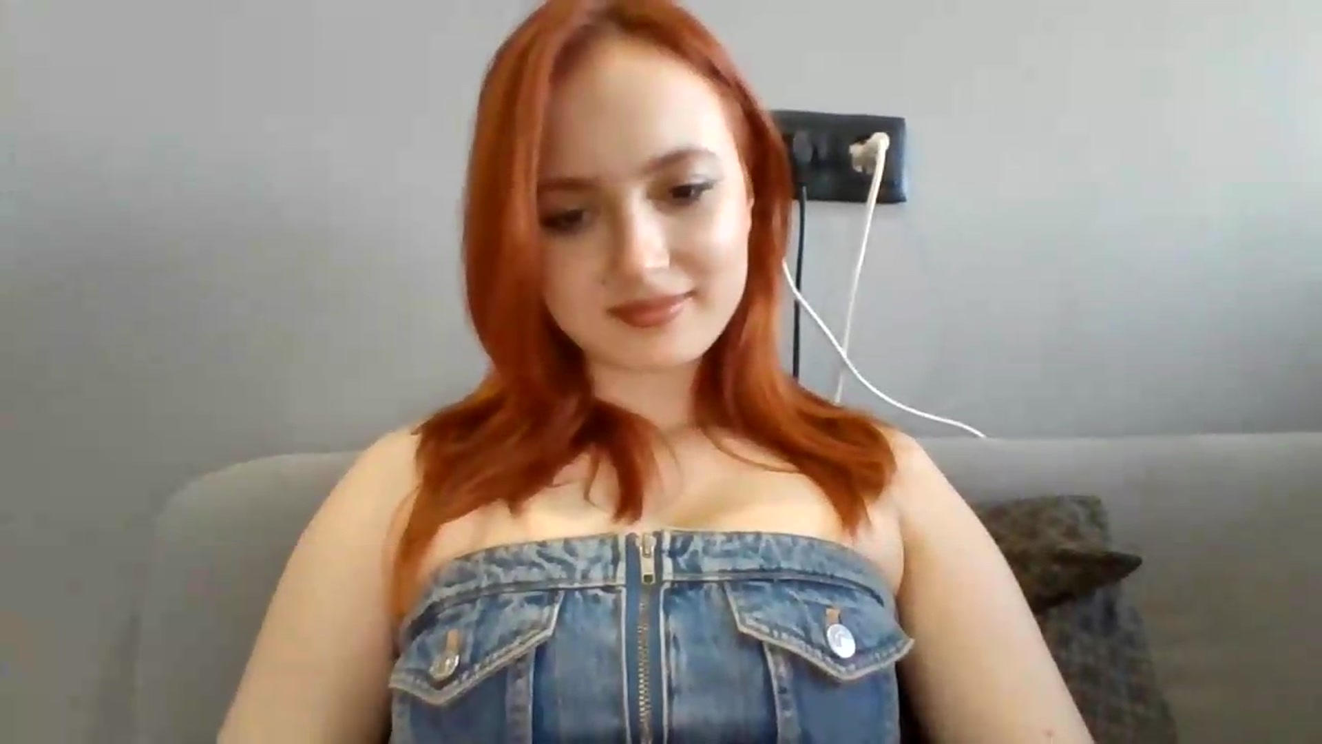 Gallery image thumbnail from AylinaGold's myfreecams stream on, 08/22/2026, 16:09 image 8 of 20